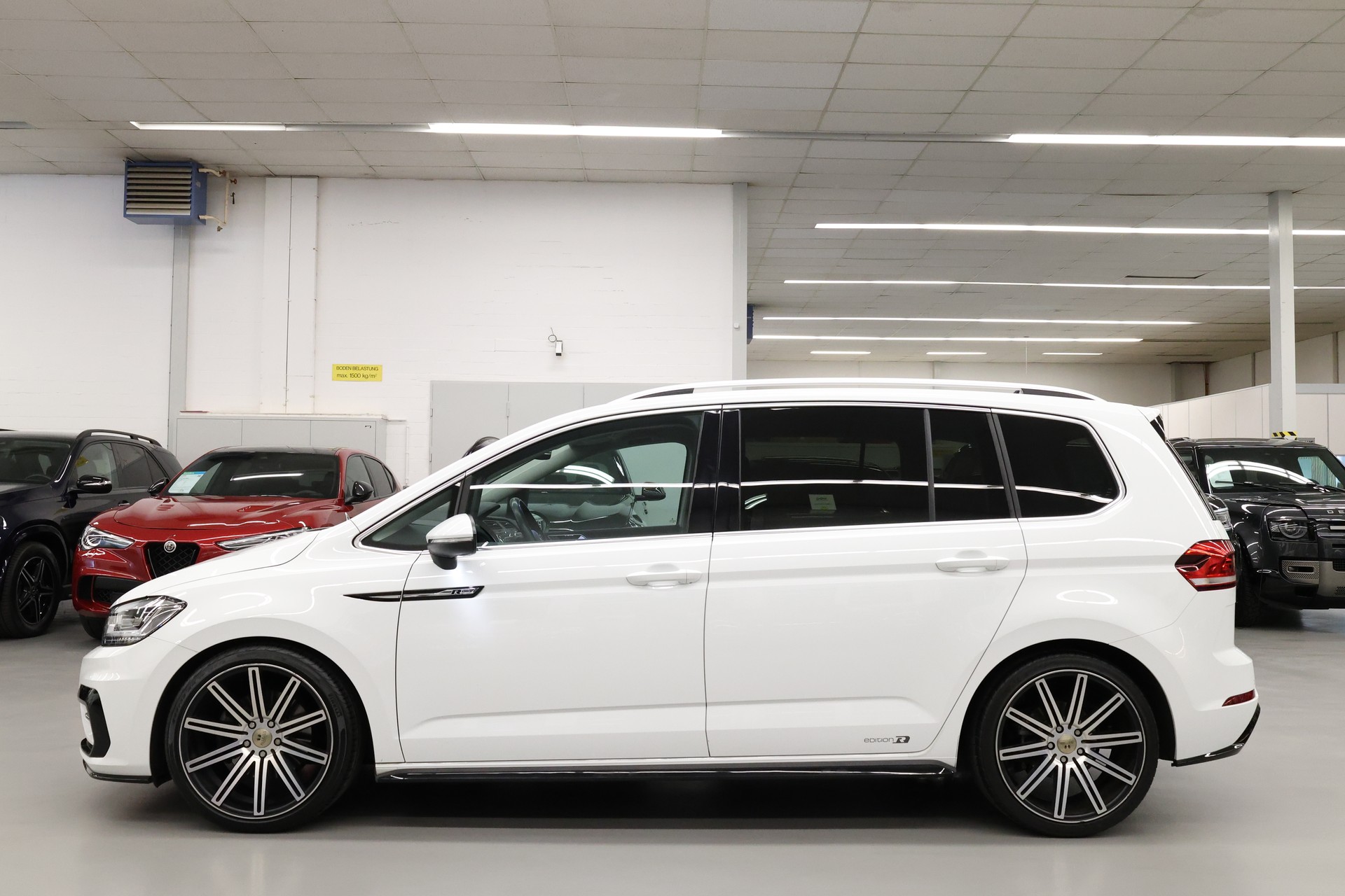 VW Touran 2.0 TDI R-Line SCR Highline DSG-image-9
