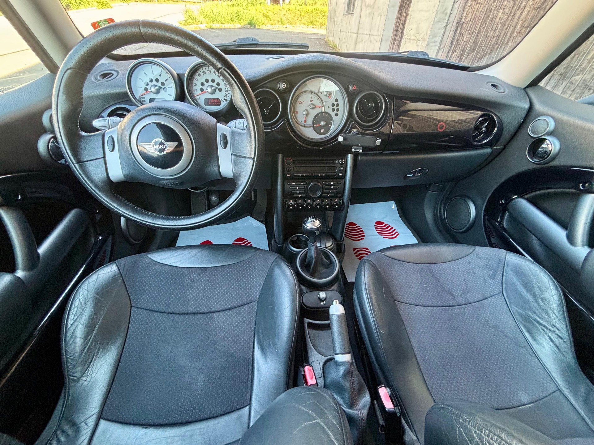MINI Cooper-image-6