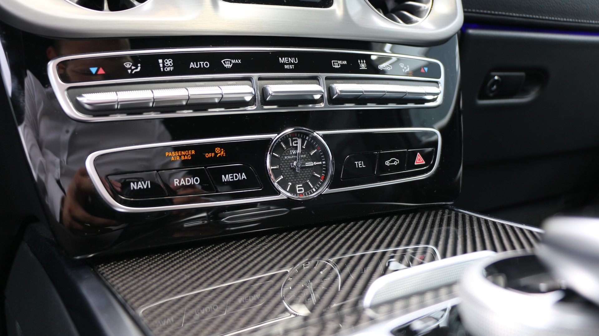 MERCEDES-BENZ G 63 AMG-image-16