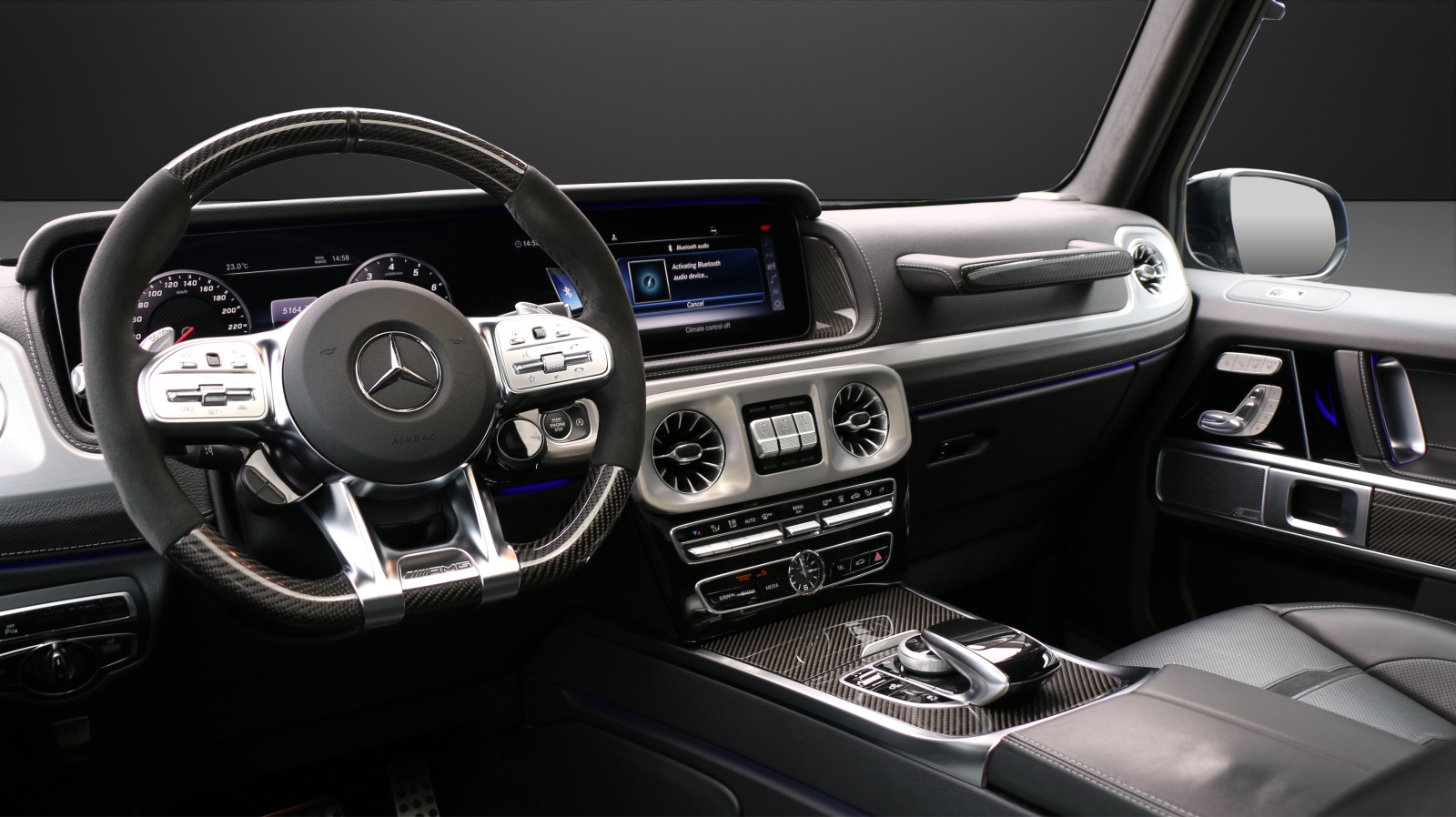 MERCEDES-BENZ G 63 AMG-image-4