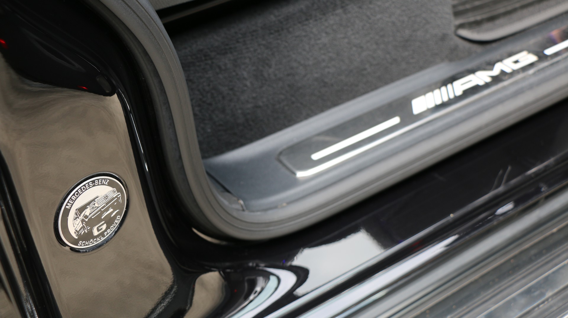 MERCEDES-BENZ G 63 AMG-image-15