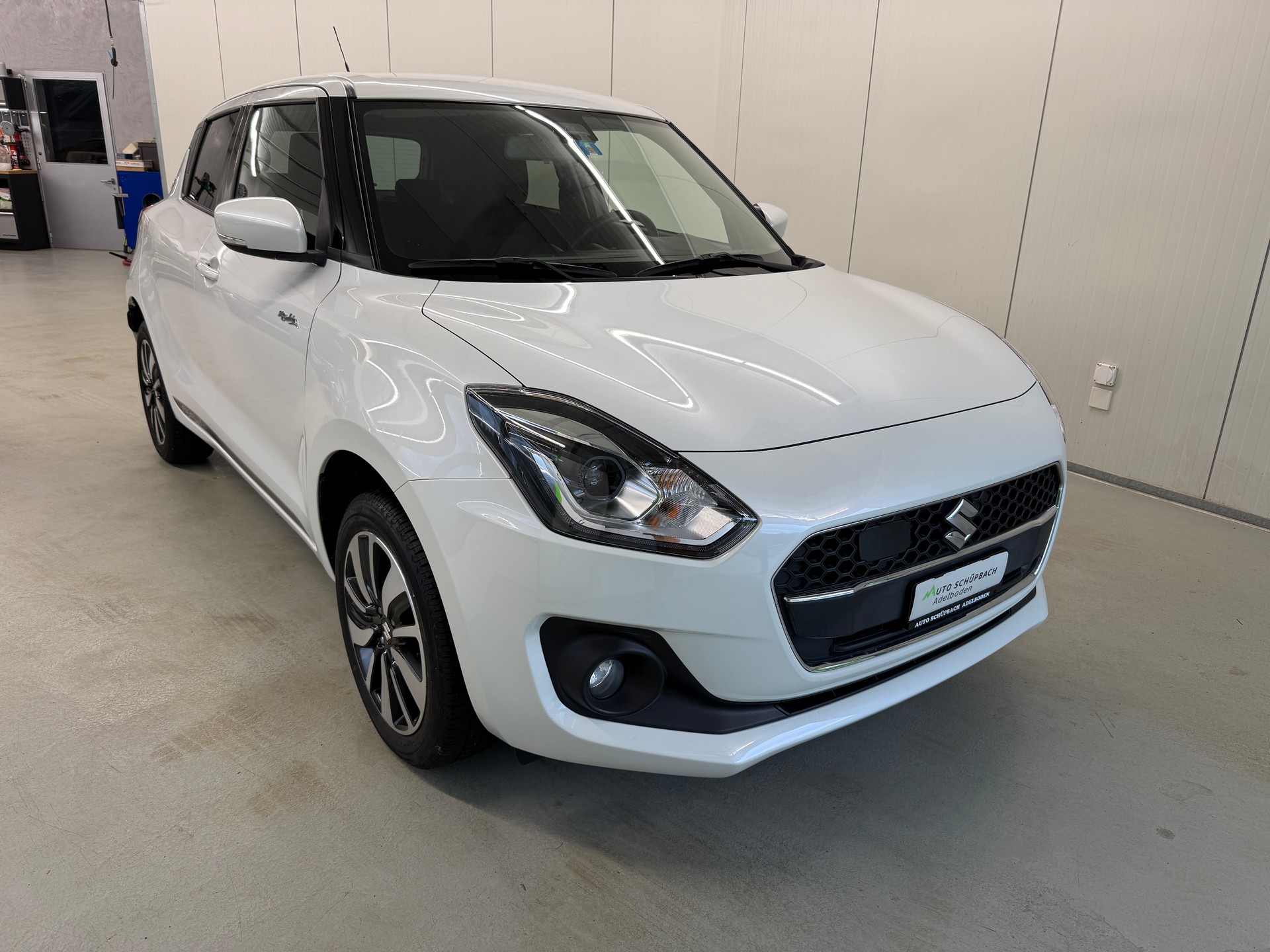 SUZUKI Swift 1.2i 16V Piz Sulai Hybrid Allgrip 4x4-image-0