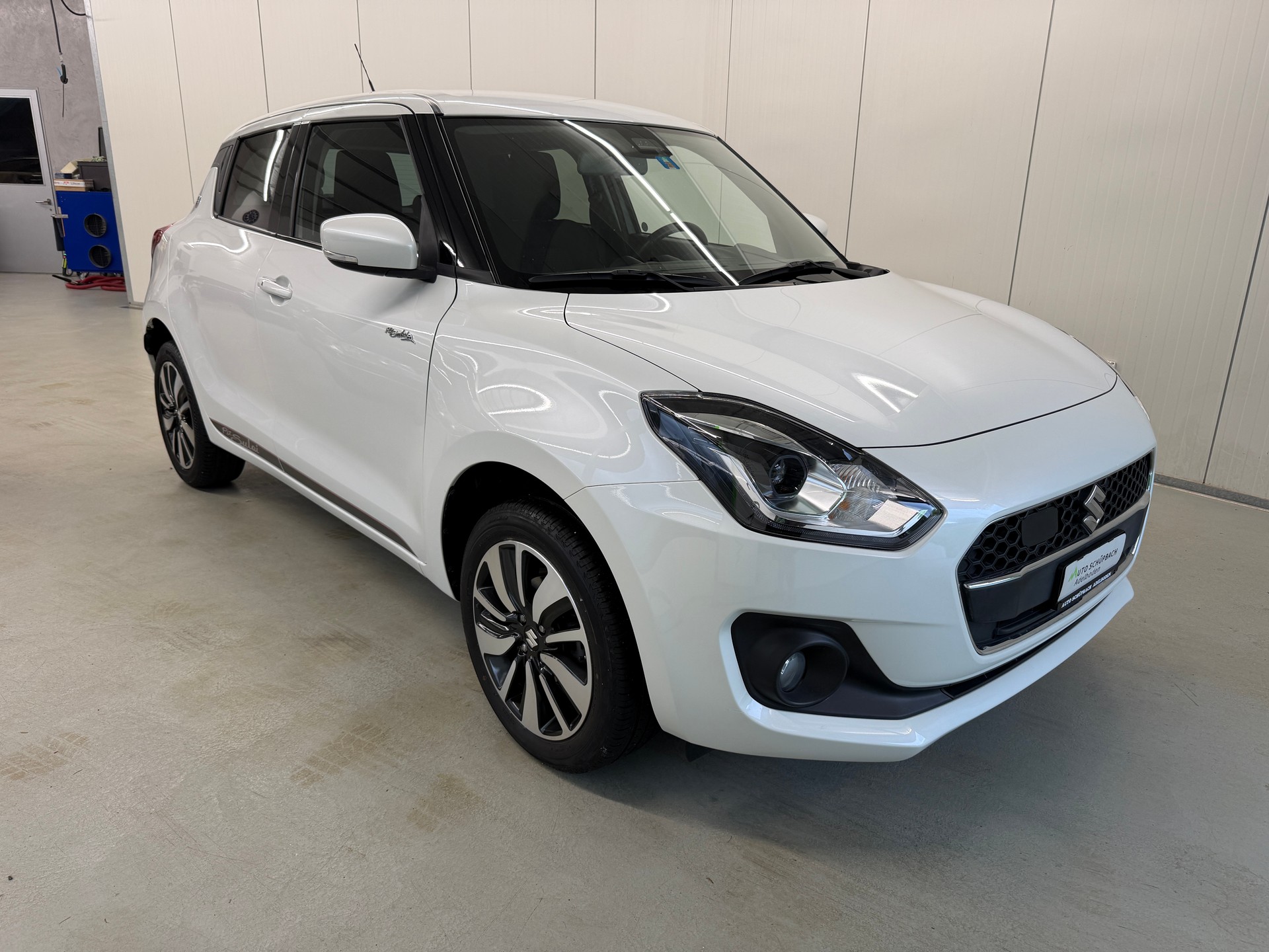 SUZUKI Swift 1.2i 16V Piz Sulai Hybrid Allgrip 4x4-image-1
