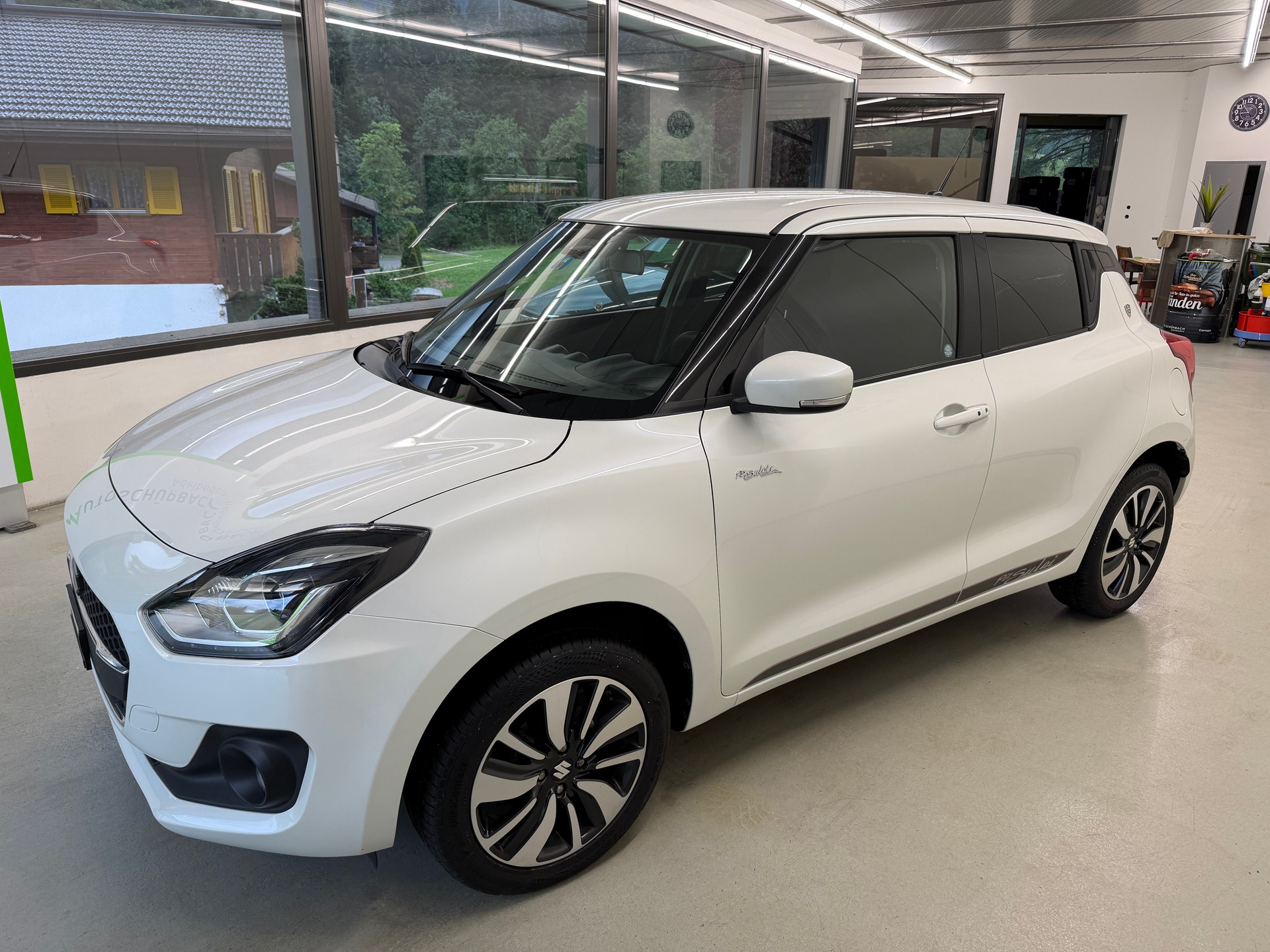 SUZUKI Swift 1.2i 16V Piz Sulai Hybrid Allgrip 4x4-image-7