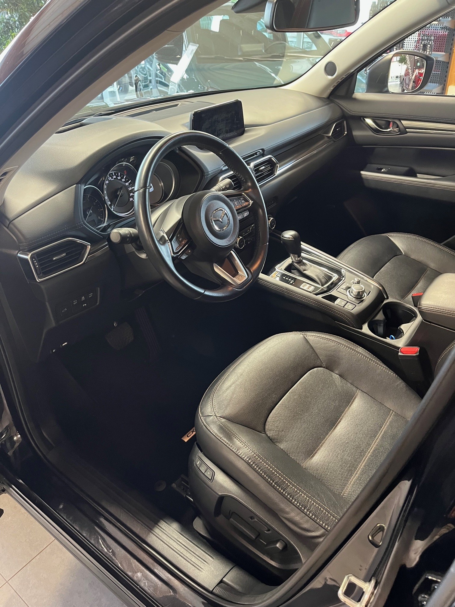 MAZDA CX-5 SKYACTIV-G 194 Revolution AWD Automat-image-6
