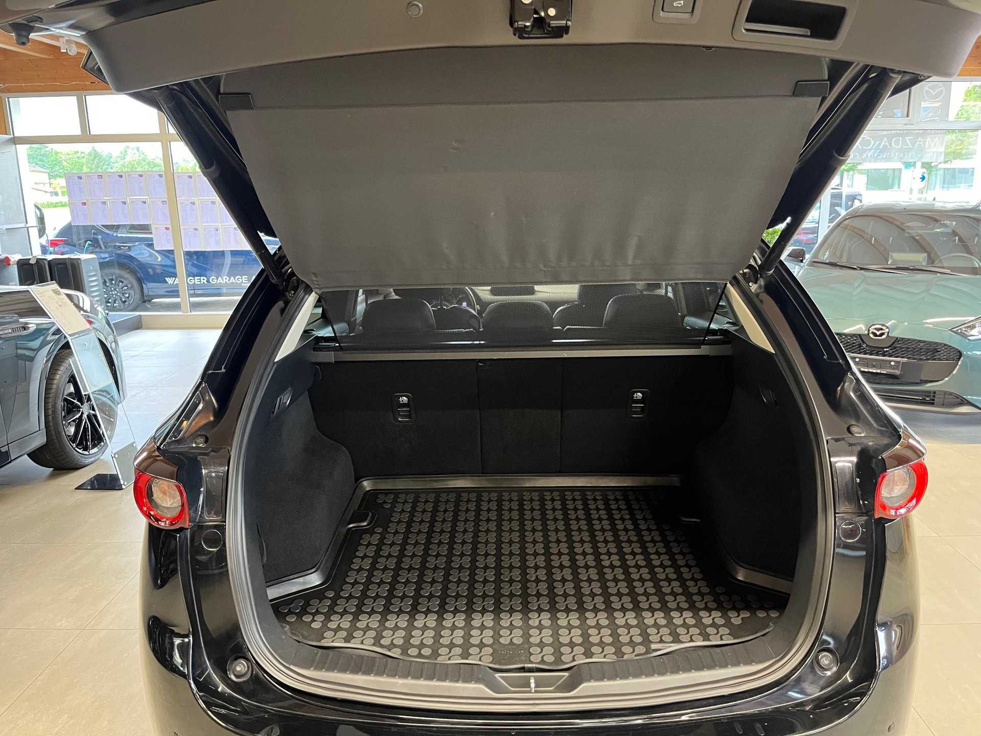MAZDA CX-5 SKYACTIV-G 194 Revolution AWD Automat-image-15