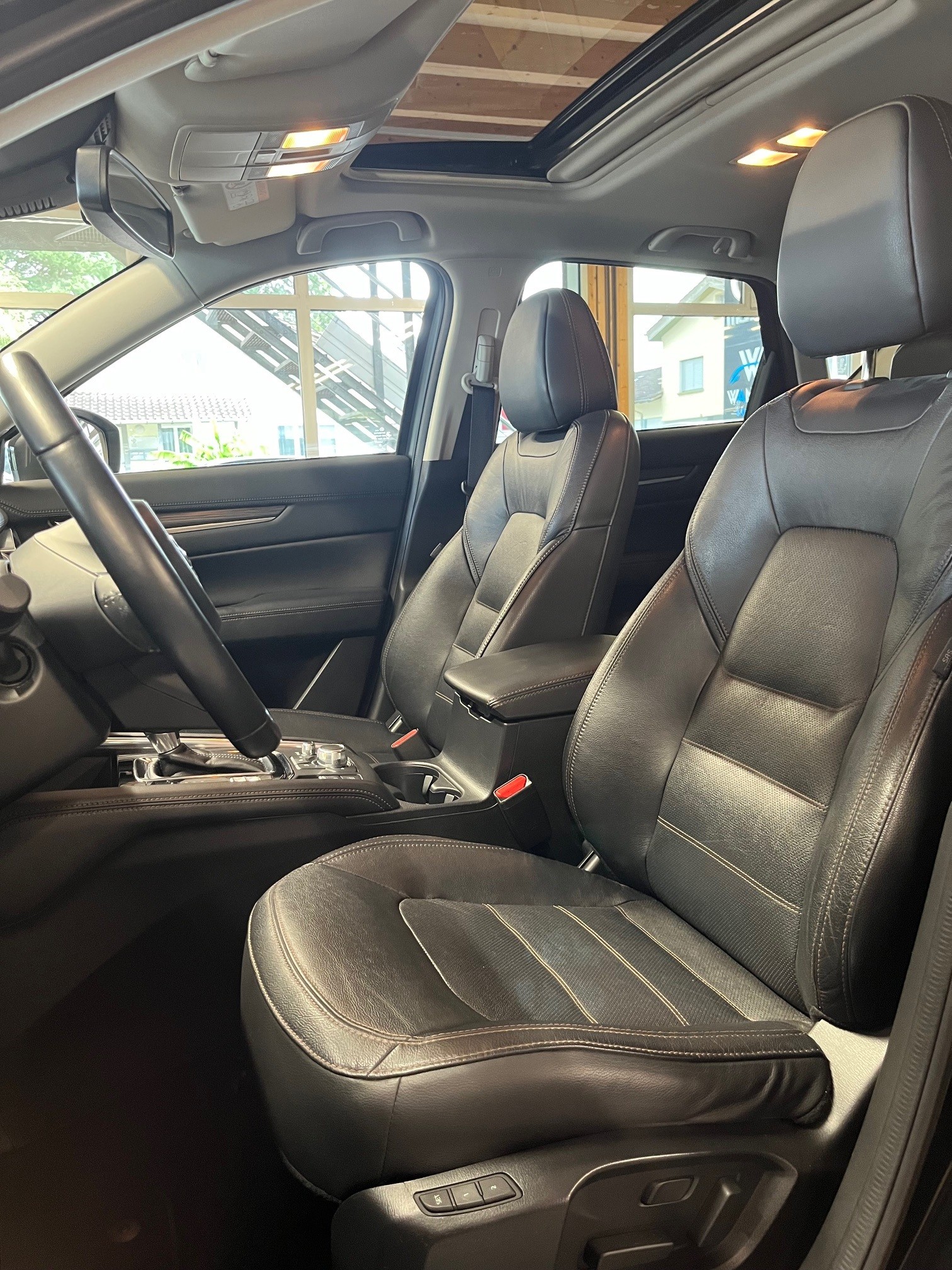 MAZDA CX-5 SKYACTIV-G 194 Revolution AWD Automat-image-7