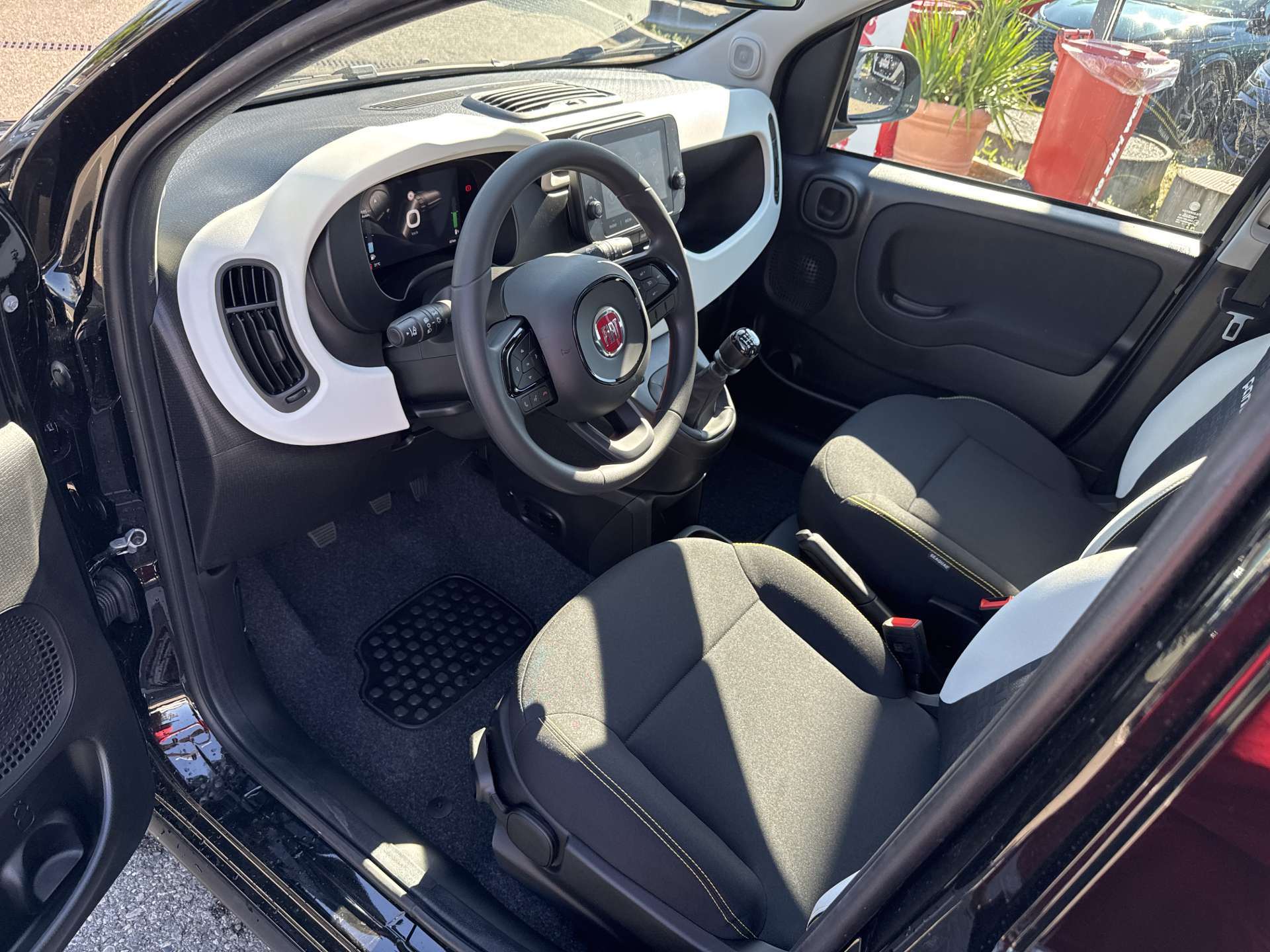 FIAT Panda Pandina Cross 1.0 MHEV-image-5