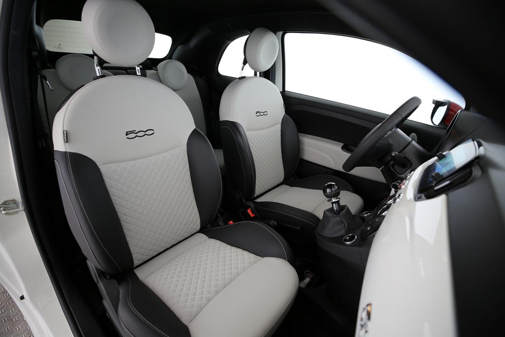 FIAT 500 C 1.0 Hybrid Dolcevita-image-8