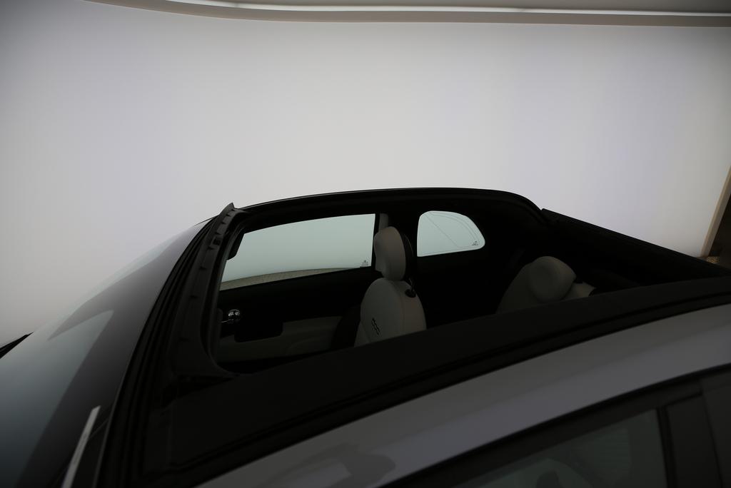FIAT 500 C 1.0 Hybrid Dolcevita-image-9