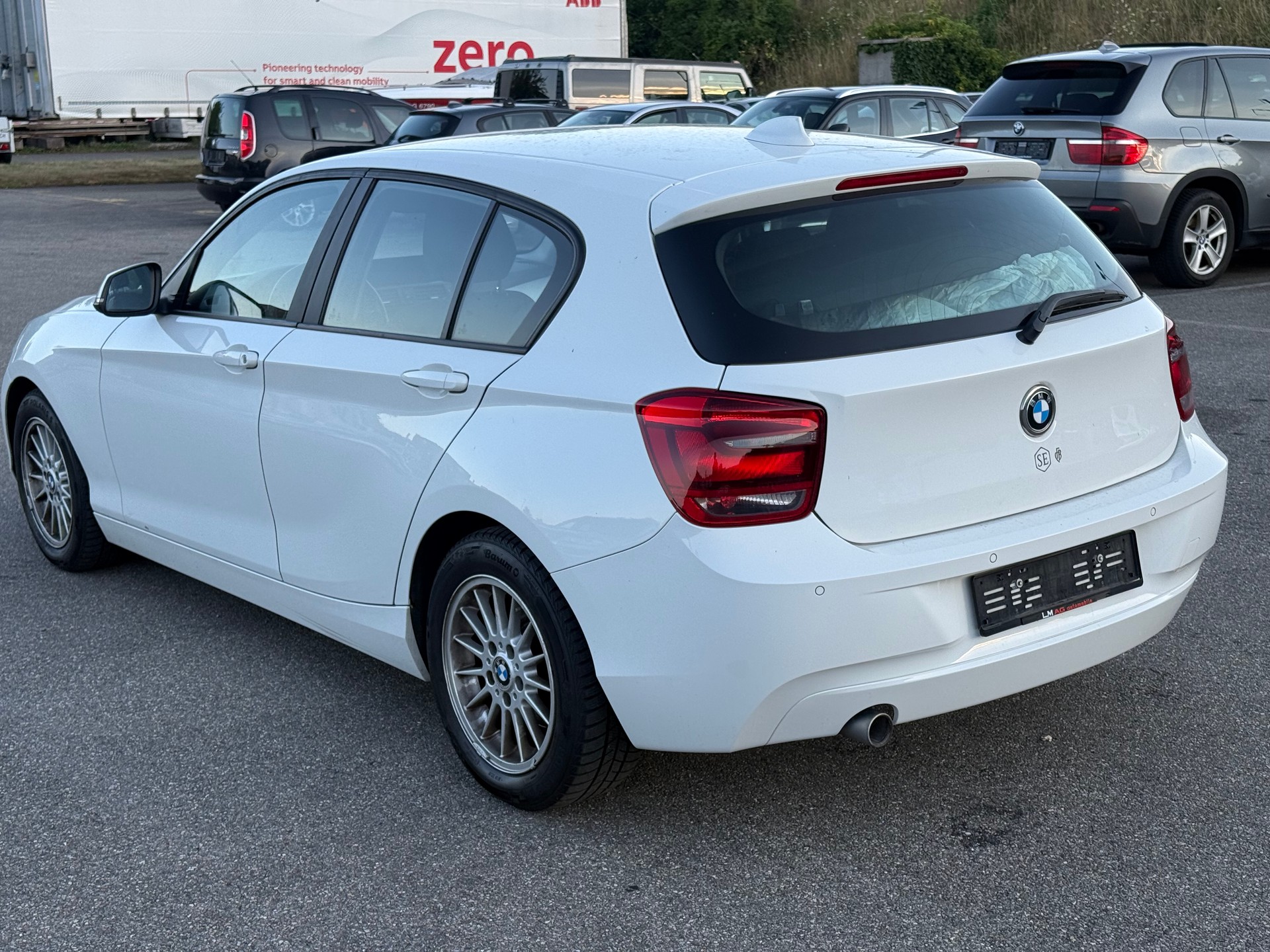 BMW 116d Sport Line Steptronic-image-5