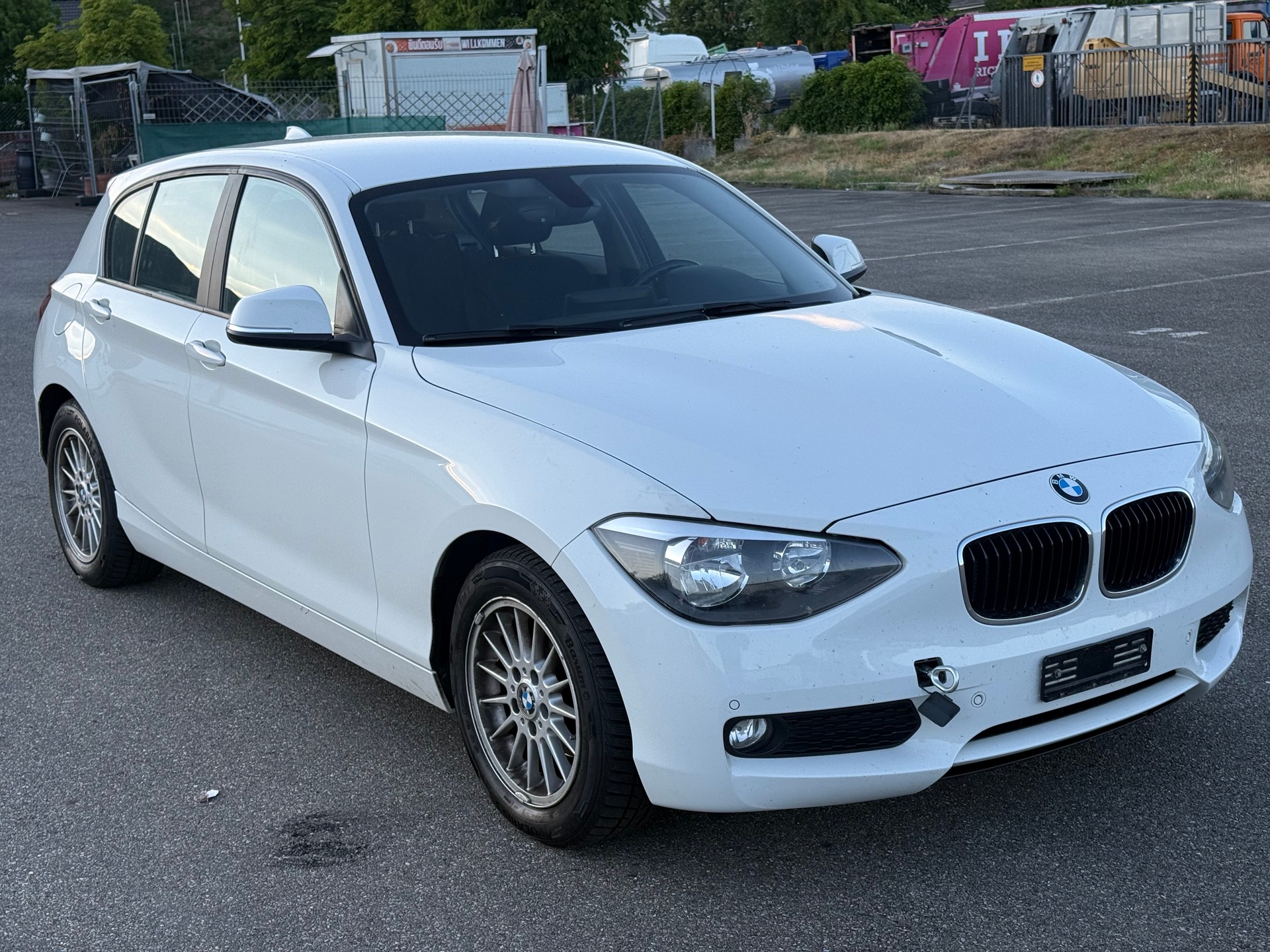BMW 116d Sport Line Steptronic-image-2