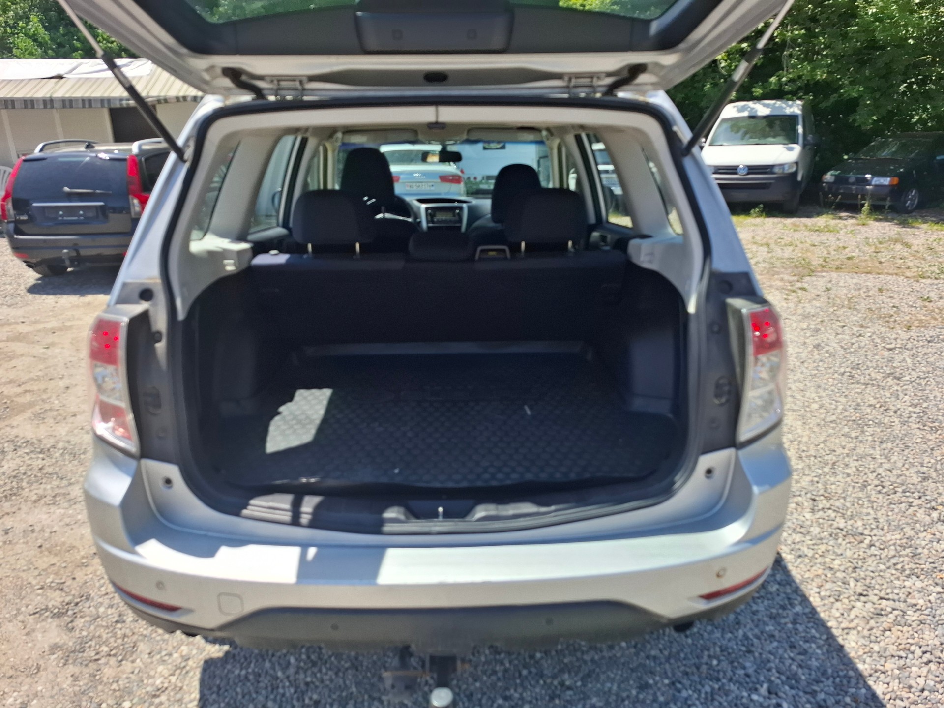 SUBARU Forester 2.0D XS Comfort-image-8