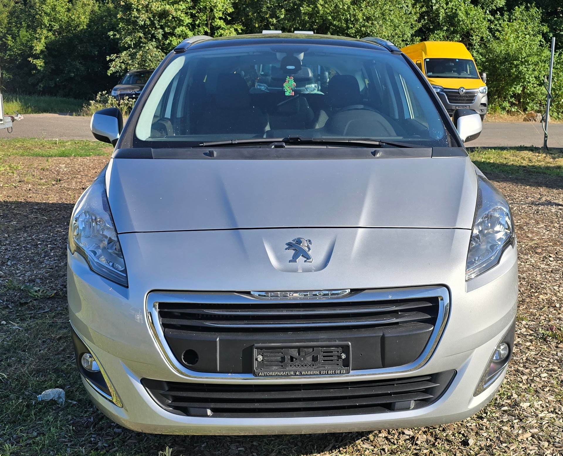 PEUGEOT 5008 1.6 16V T Allure Tiptronic-showroom-element-2