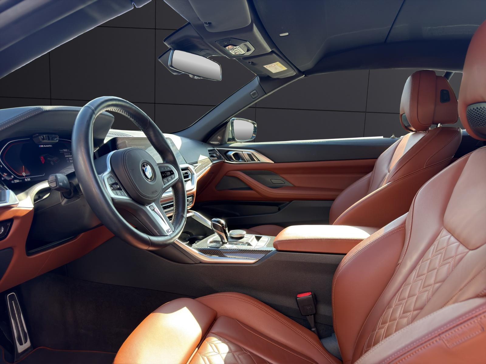 BMW M440i xDrive Cabrio-image-1