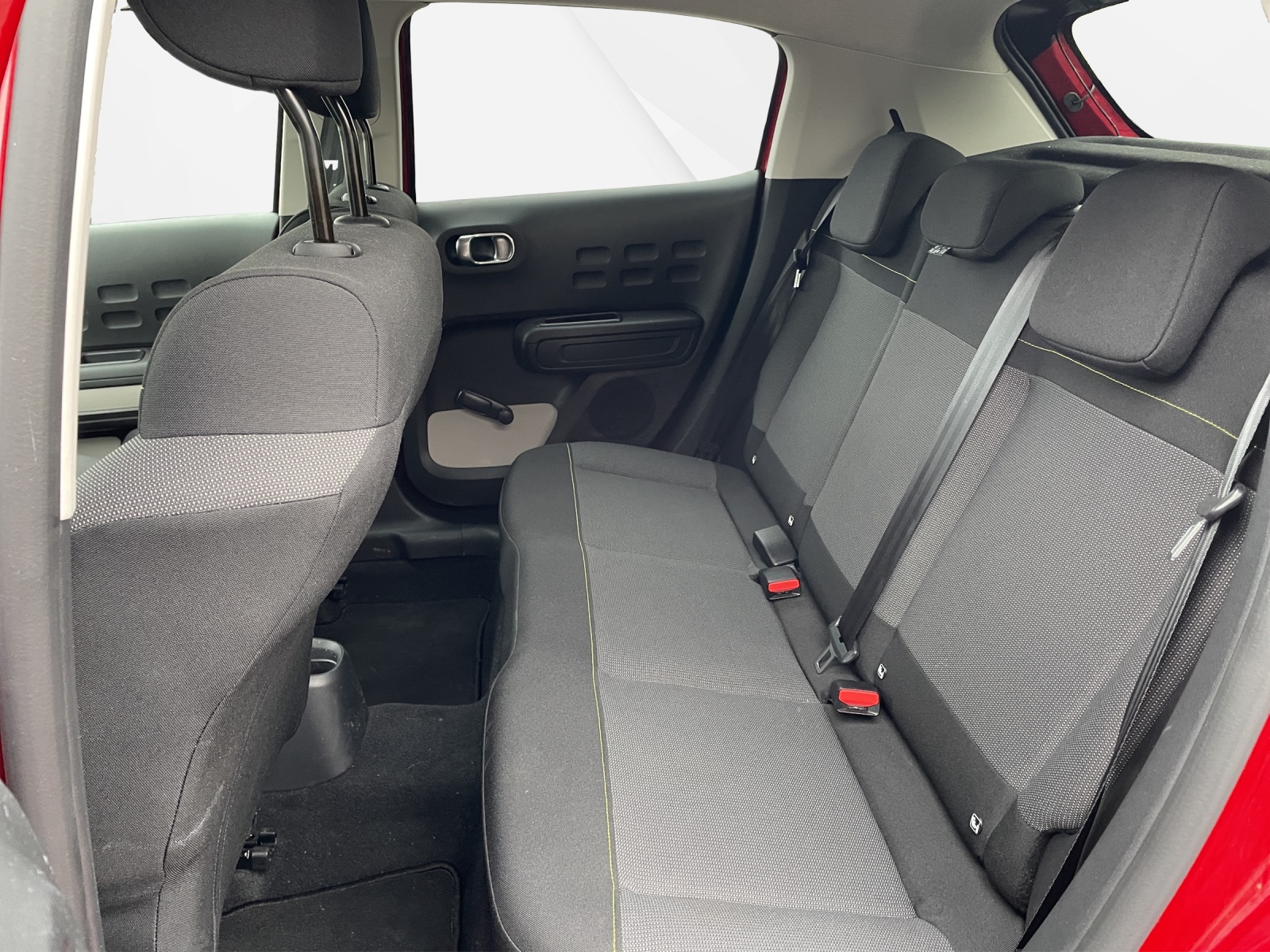 CITROEN C3 1.2i PureTech Swiss Edition EAT6-image-8