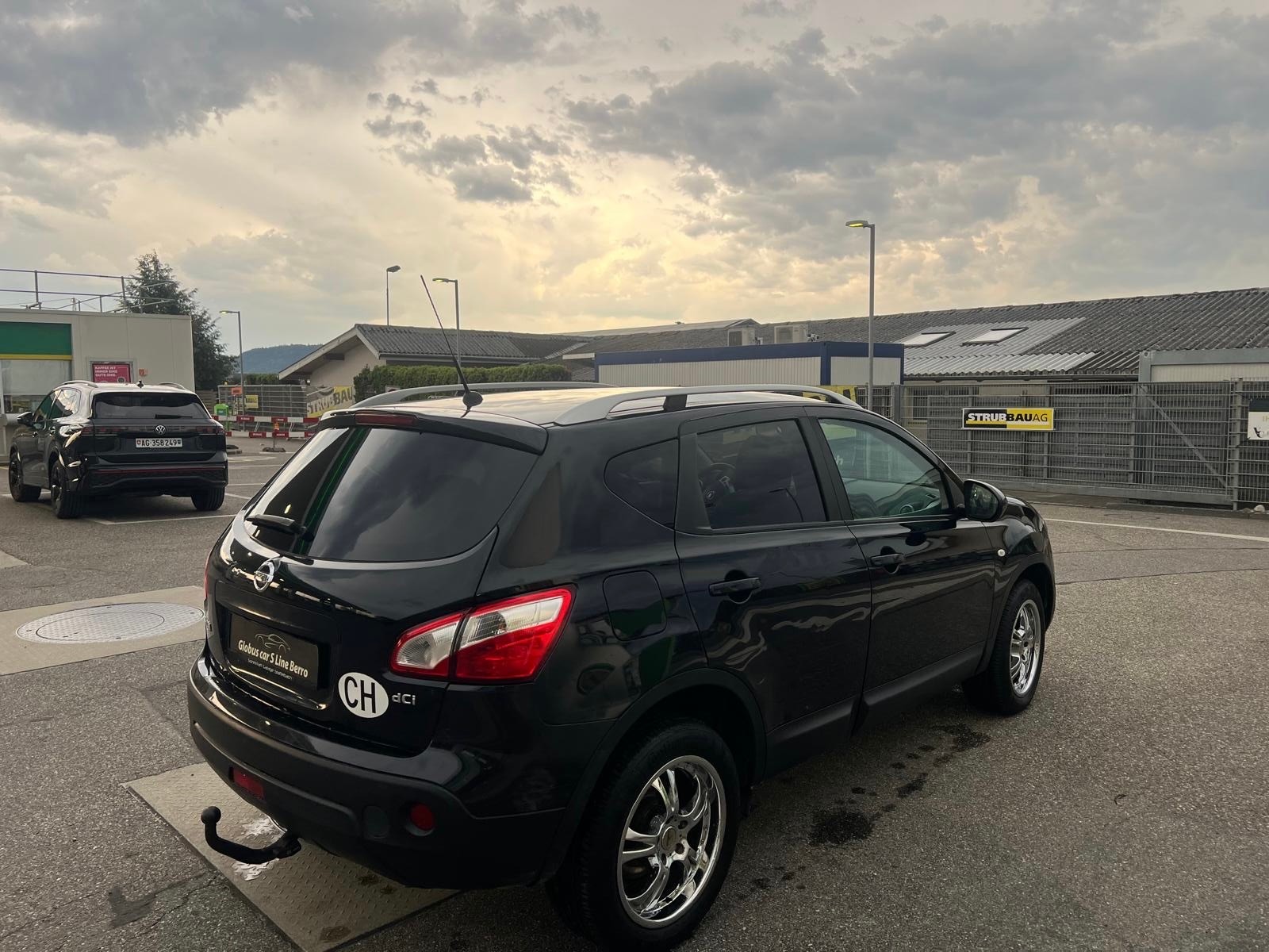 NISSAN Qashqai 2.0 dCi 4WD acenta Automatic-image-3