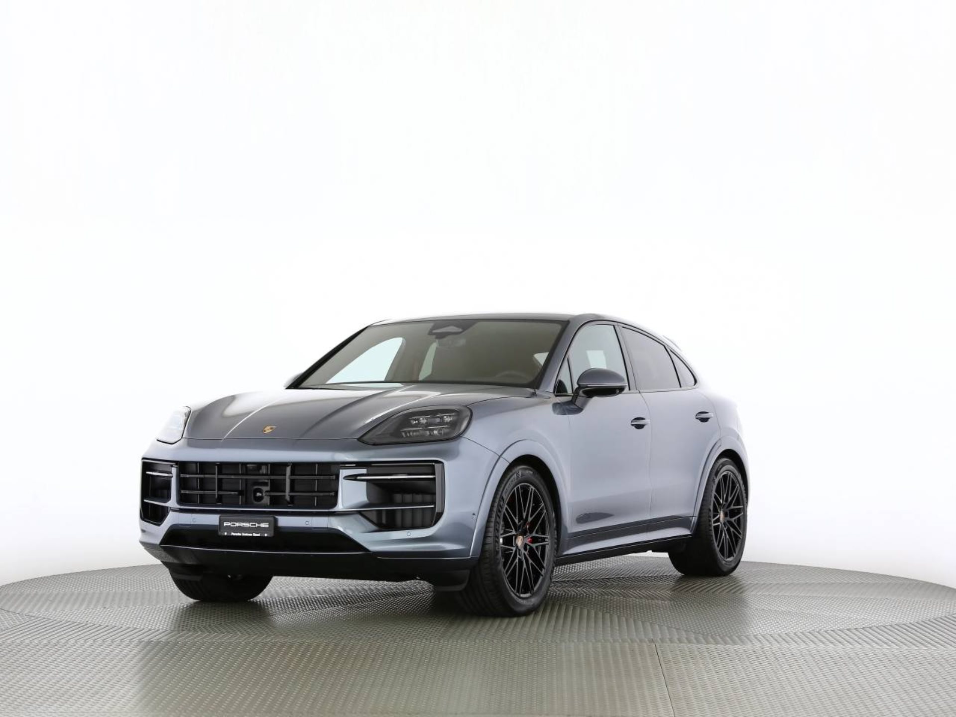 PORSCHE Cayenne GTS Coupé-image-8