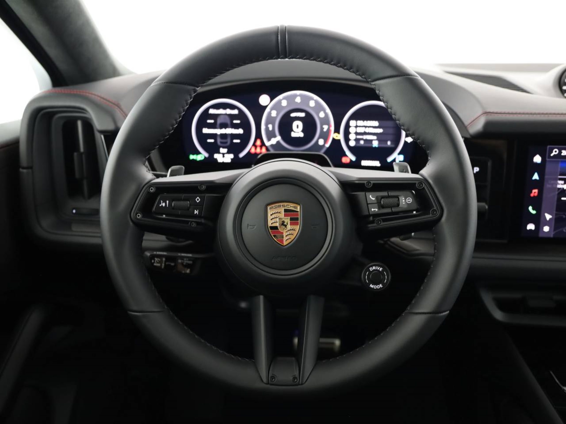 PORSCHE Cayenne GTS Coupé-image-31