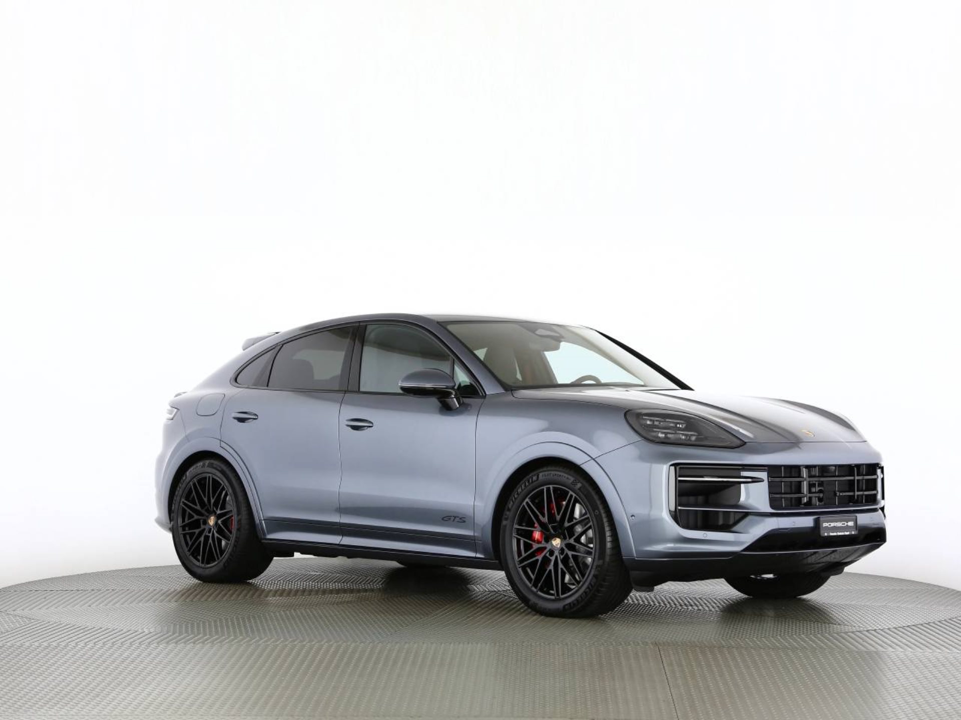 PORSCHE Cayenne GTS Coupé-image-27