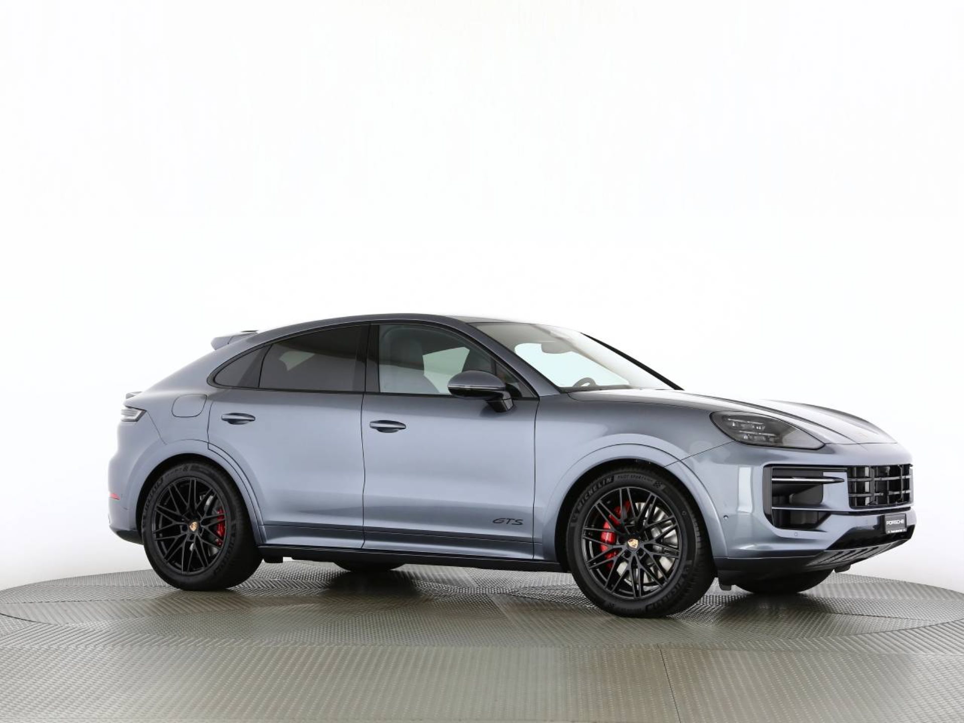 PORSCHE Cayenne GTS Coupé-image-26