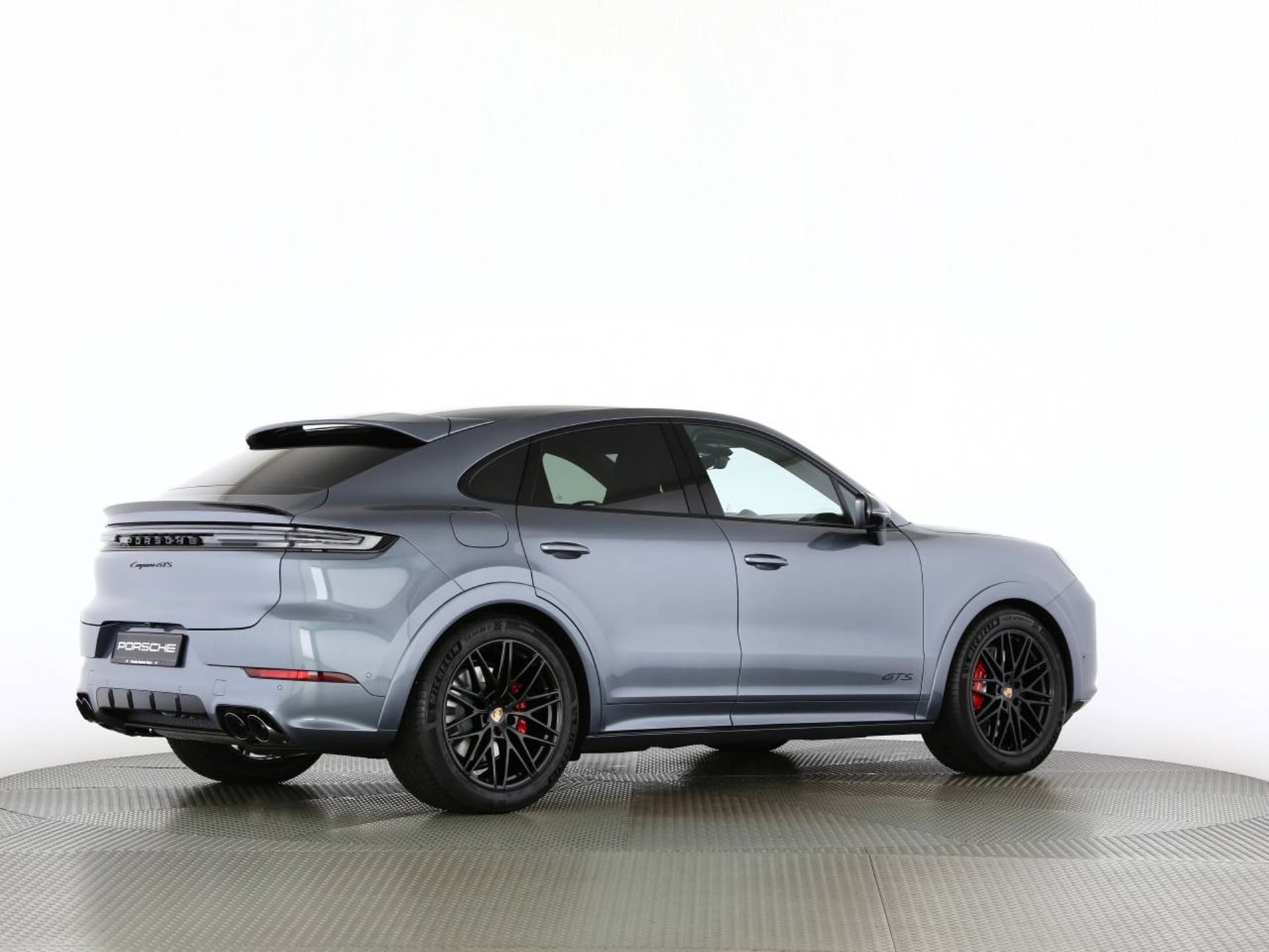 PORSCHE Cayenne GTS Coupé-image-21
