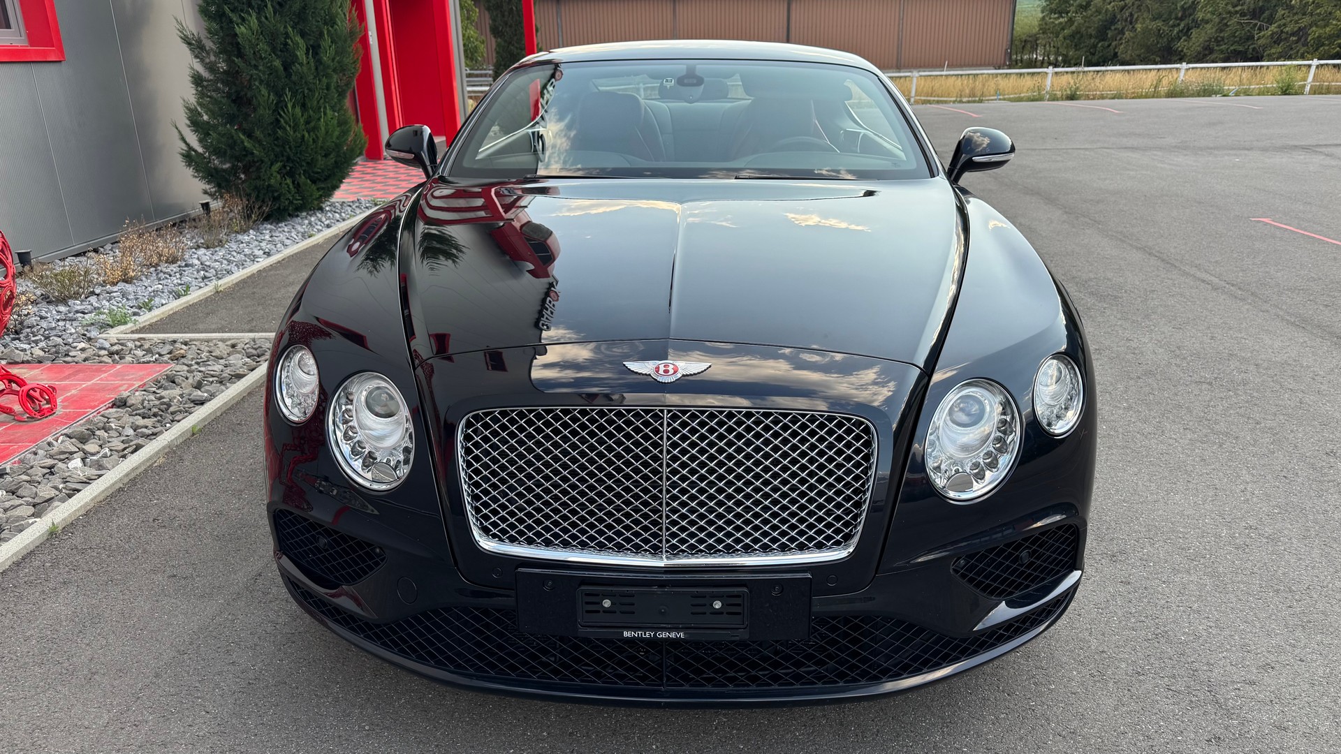 BENTLEY Continental GT 4.0 V8-image-1