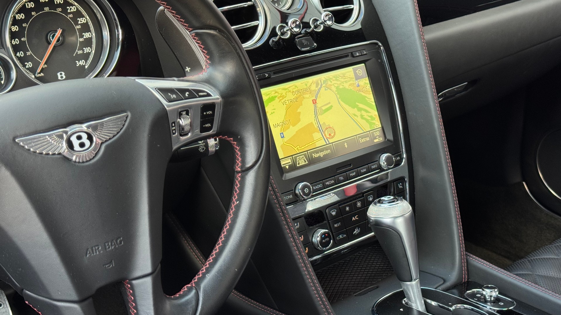 BENTLEY Continental GT 4.0 V8-image-26