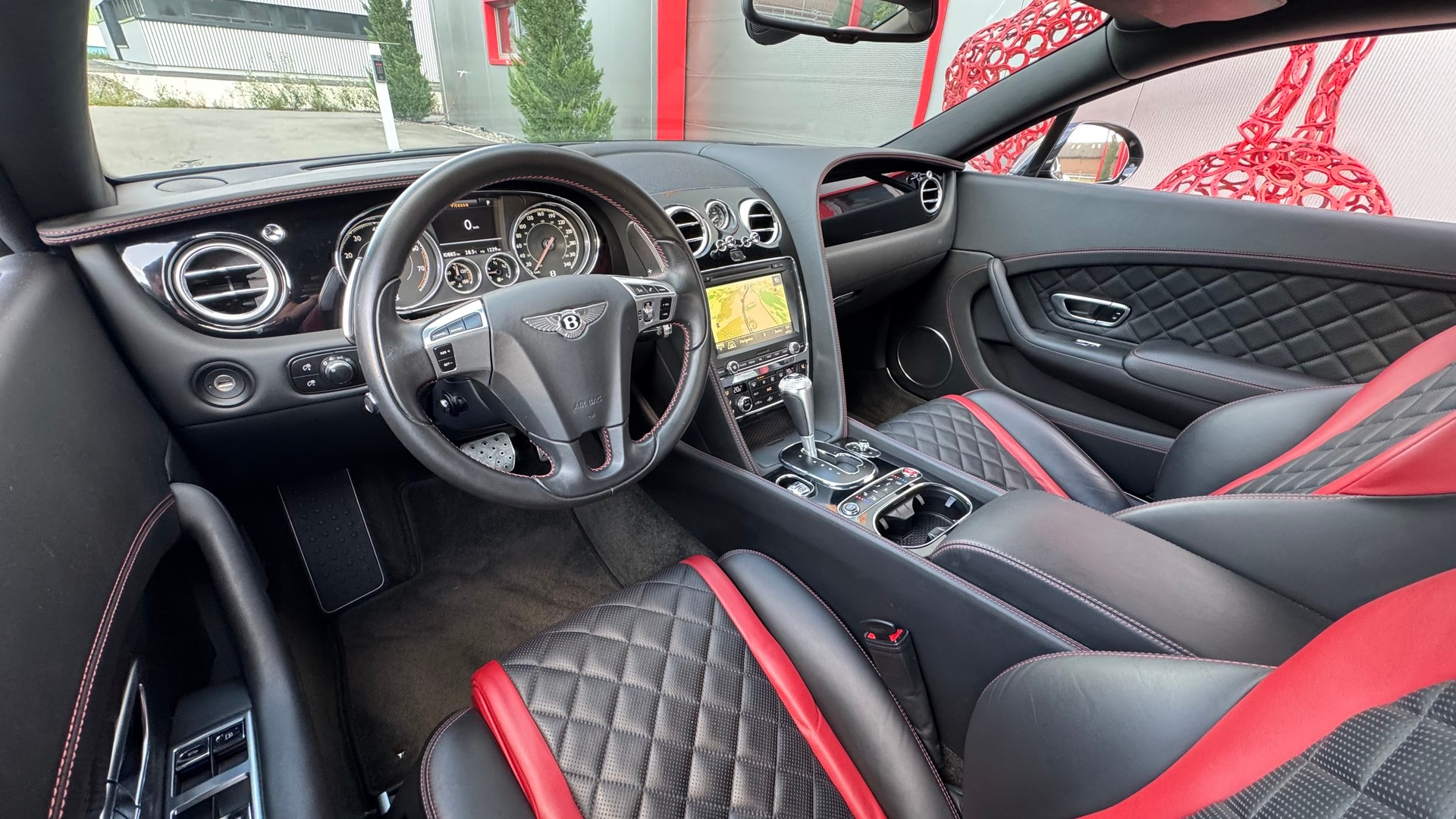 BENTLEY Continental GT 4.0 V8-image-16
