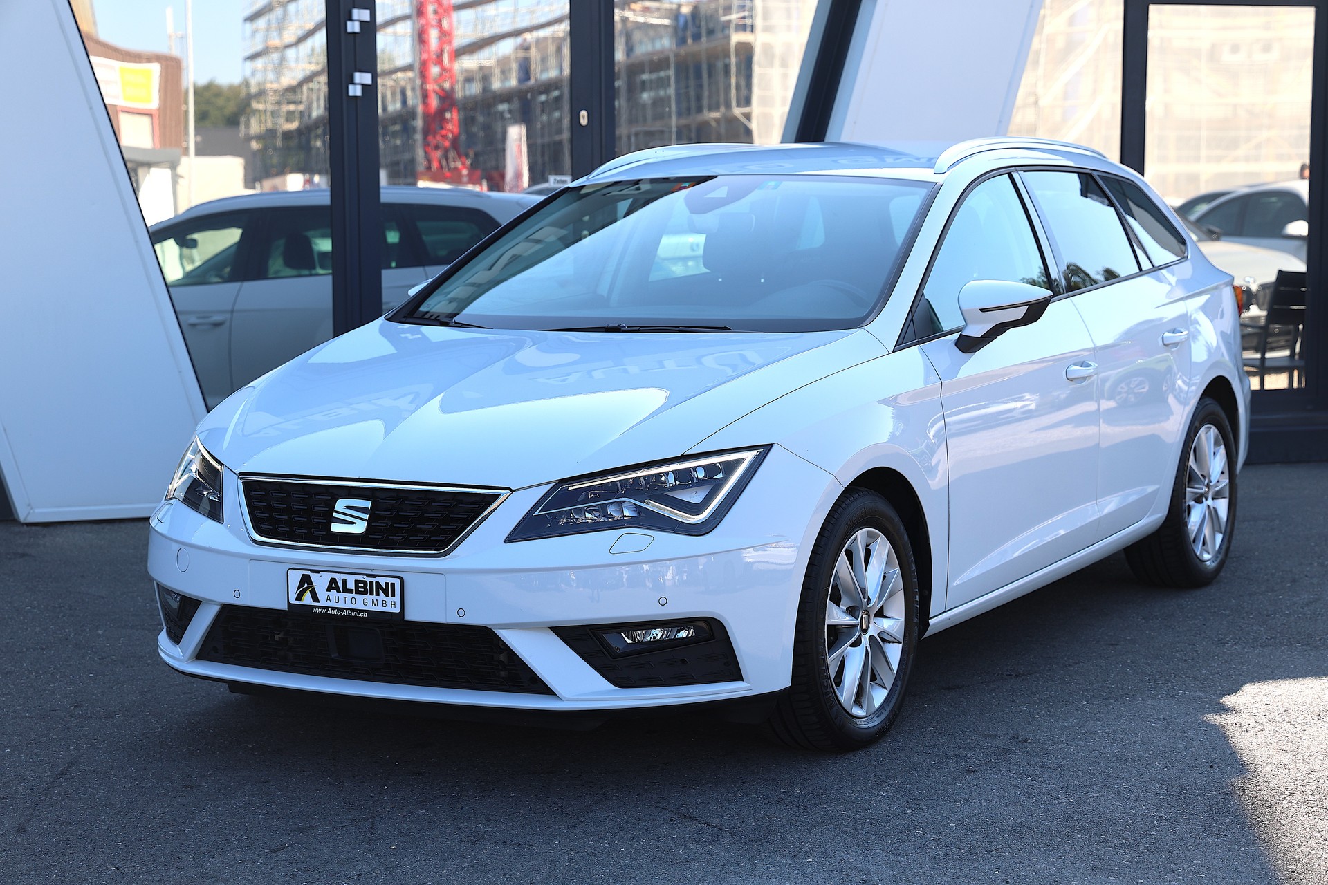 SEAT Leon ST 2.0 TDI Style DSG-showroom-element-1