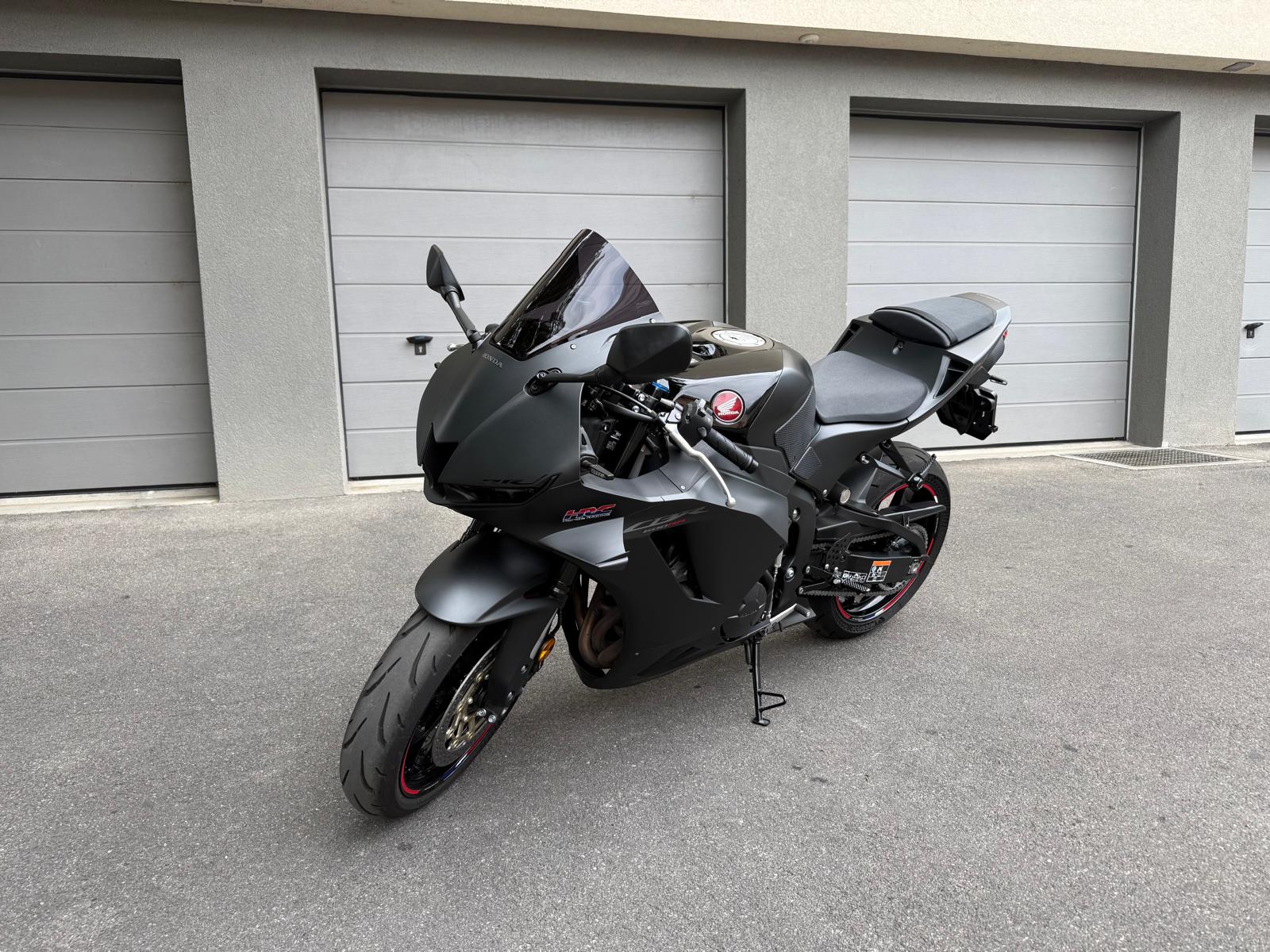 HONDA CBR 600 RR