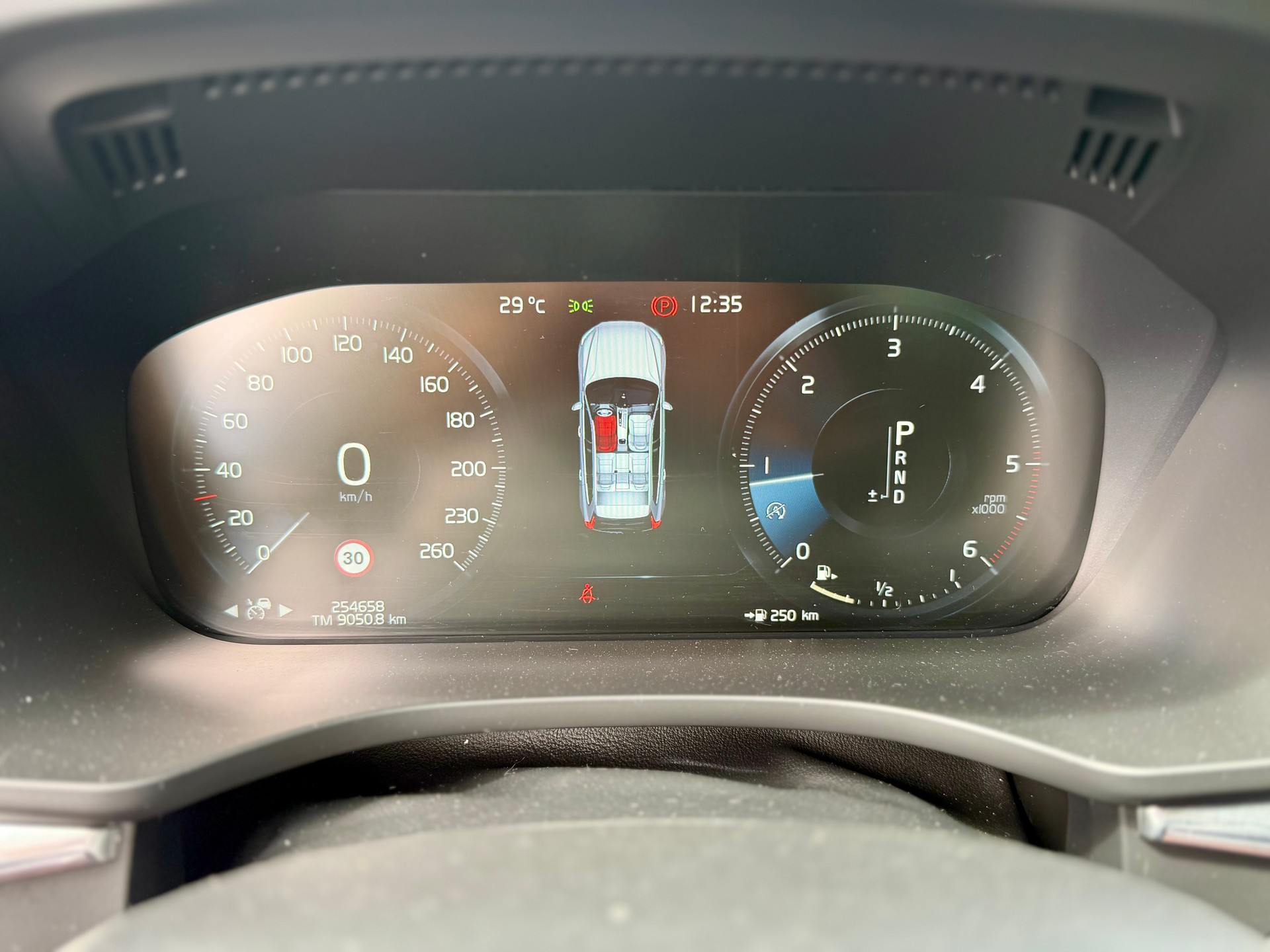 VOLVO XC60 D4 AWD Inscription Geartronic-image-8