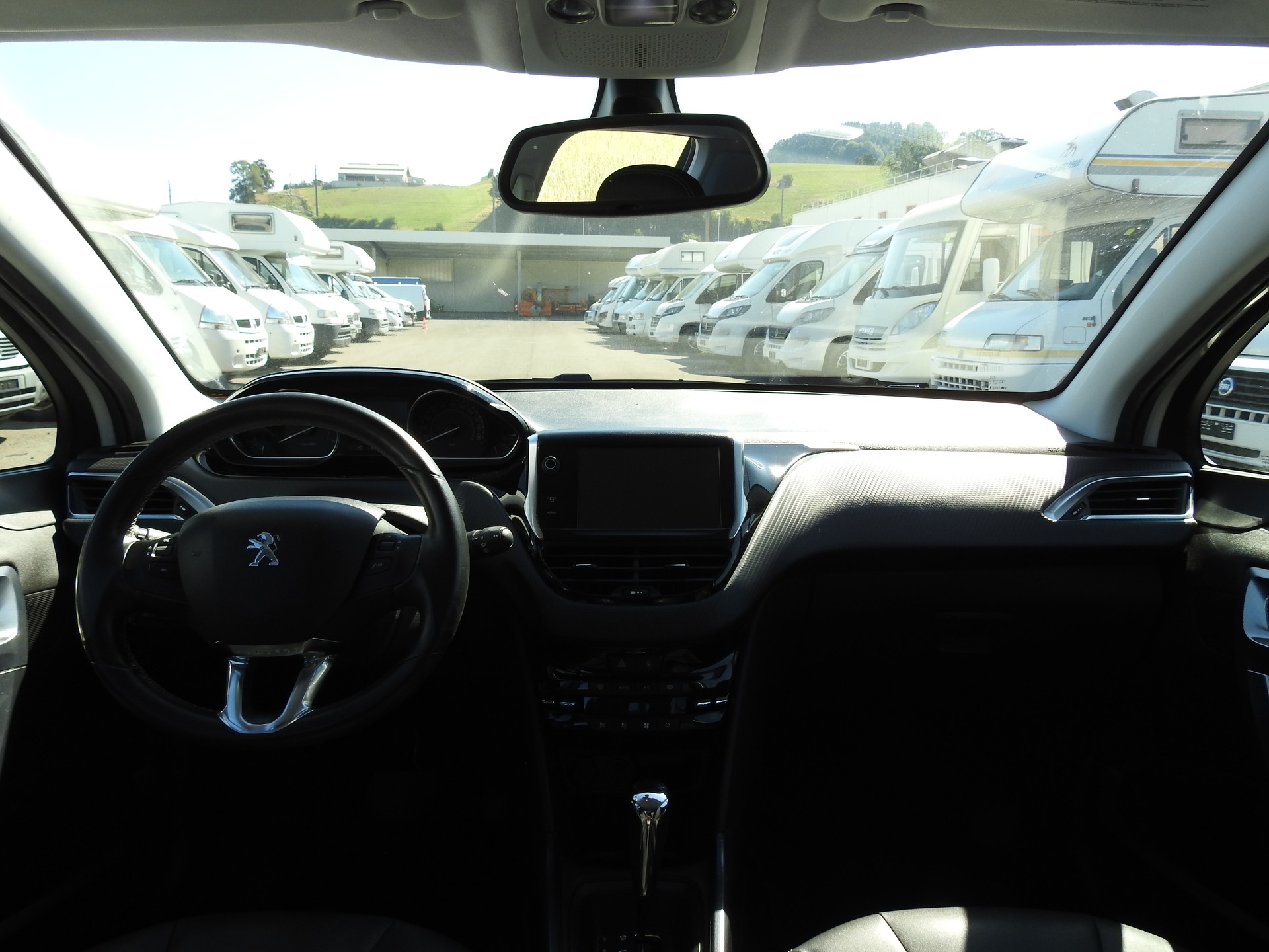 PEUGEOT 2008 1.6 VTI Active Automatic-image-15