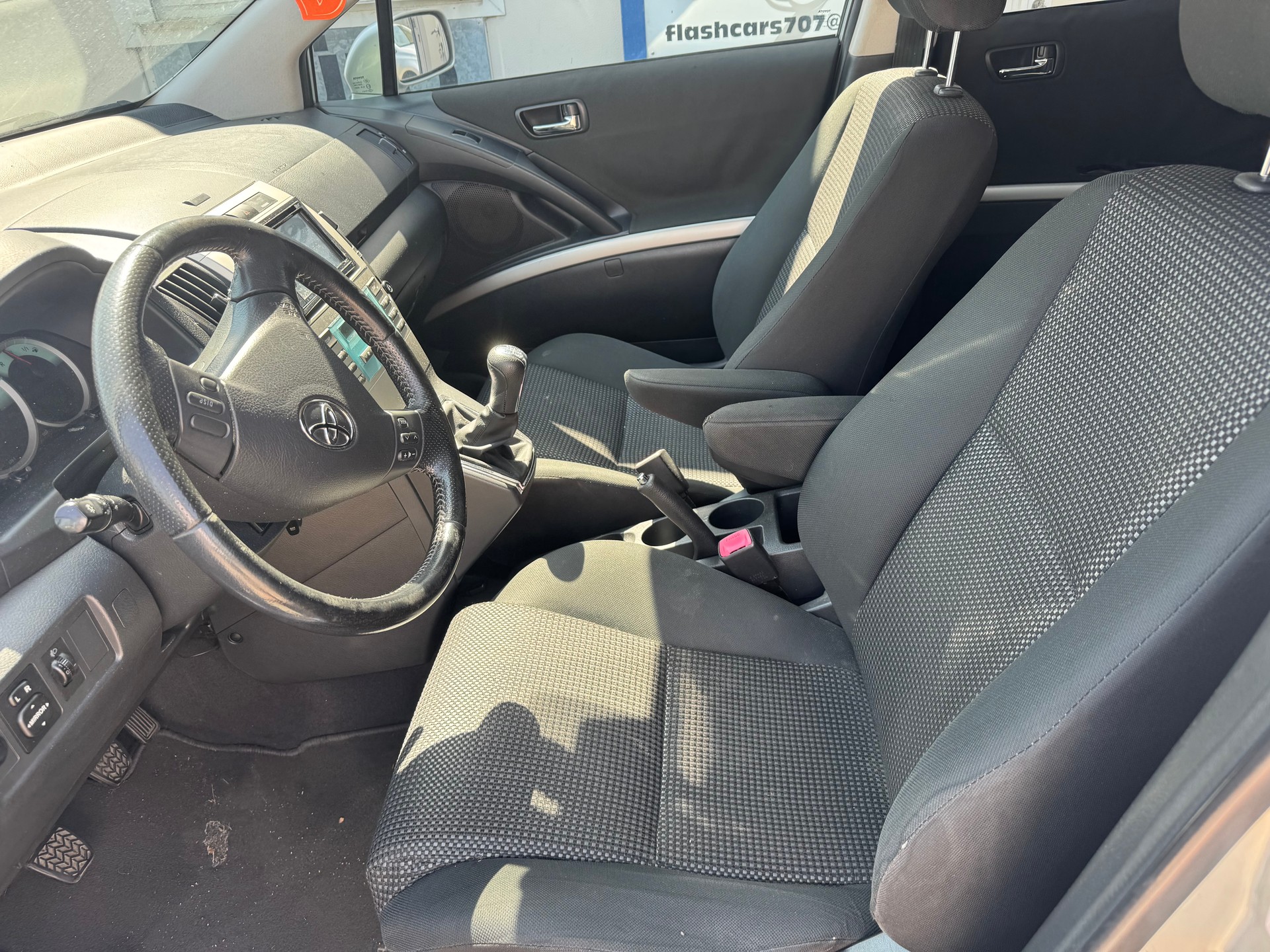 TOYOTA Corolla Verso 2.2 D-4D CleanP. Linea Sol Prem.-image-5