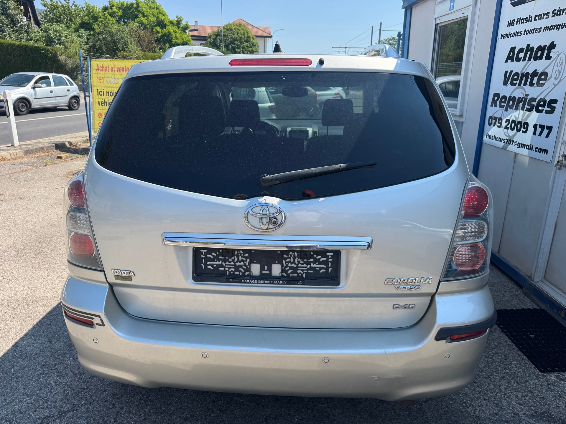 TOYOTA Corolla Verso 2.2 D-4D CleanP. Linea Sol Prem.-image-4