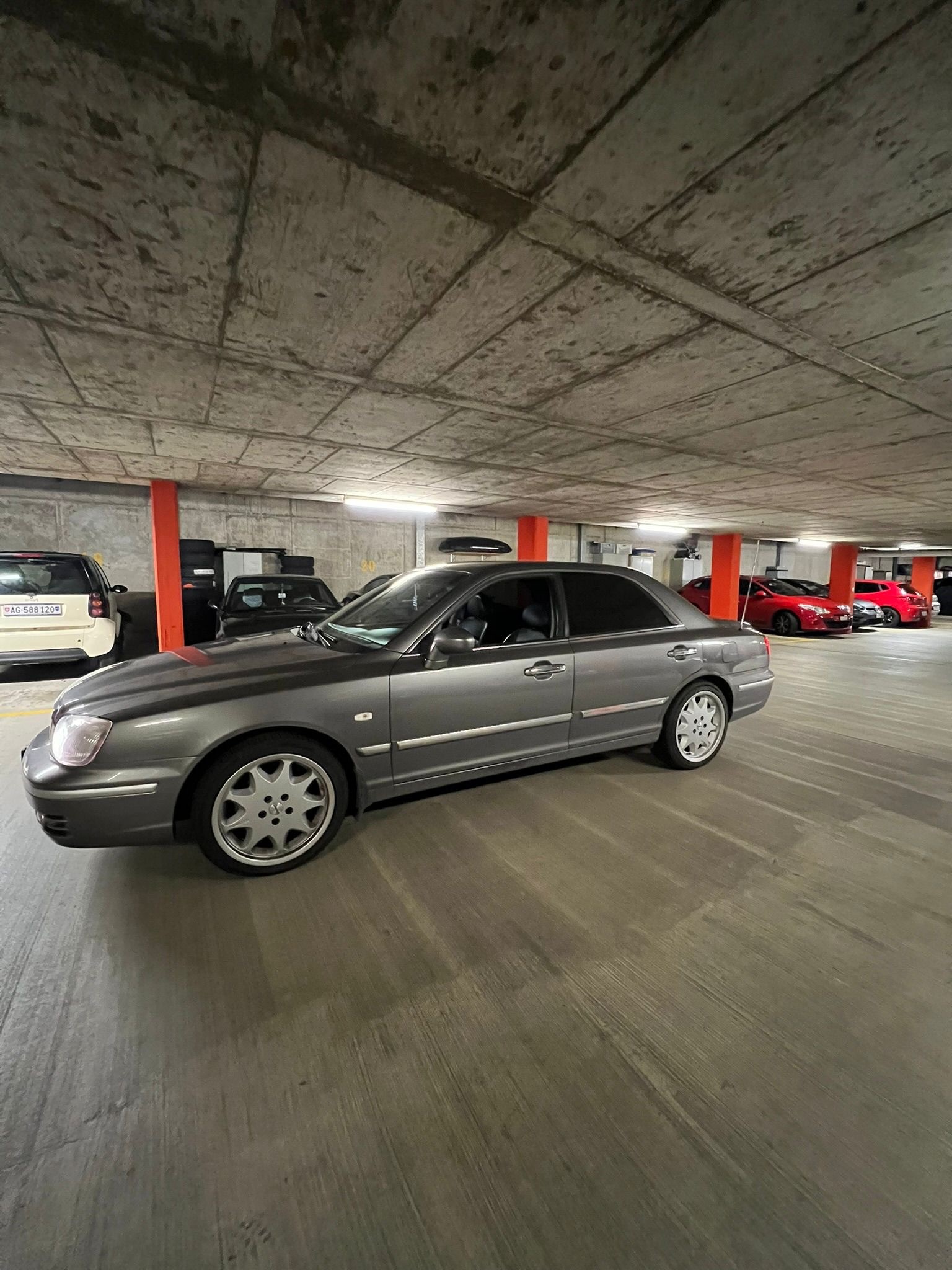 HYUNDAI XG 350 V6-showroom-element-2