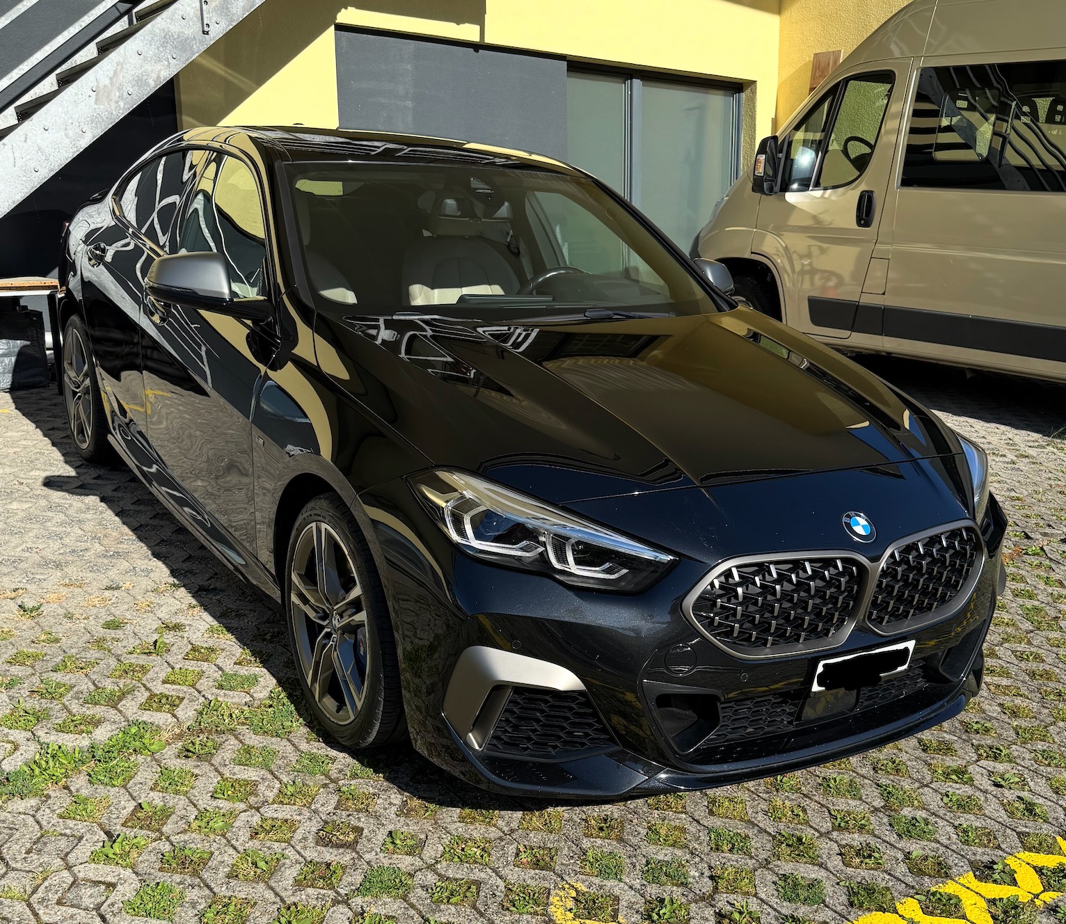 BMW M235i xDrive-image-0