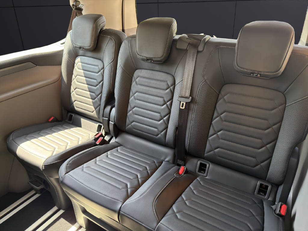 FORD Tourneo Custom 320 L2 2.0 EcoBlue 170 Titanium-image-14