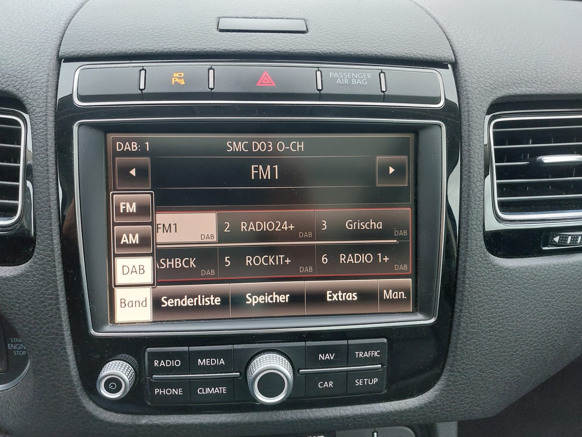 VW Touareg 3.0 TDI 262PS 4x4 mit AHKupplung 3,5to-image-13