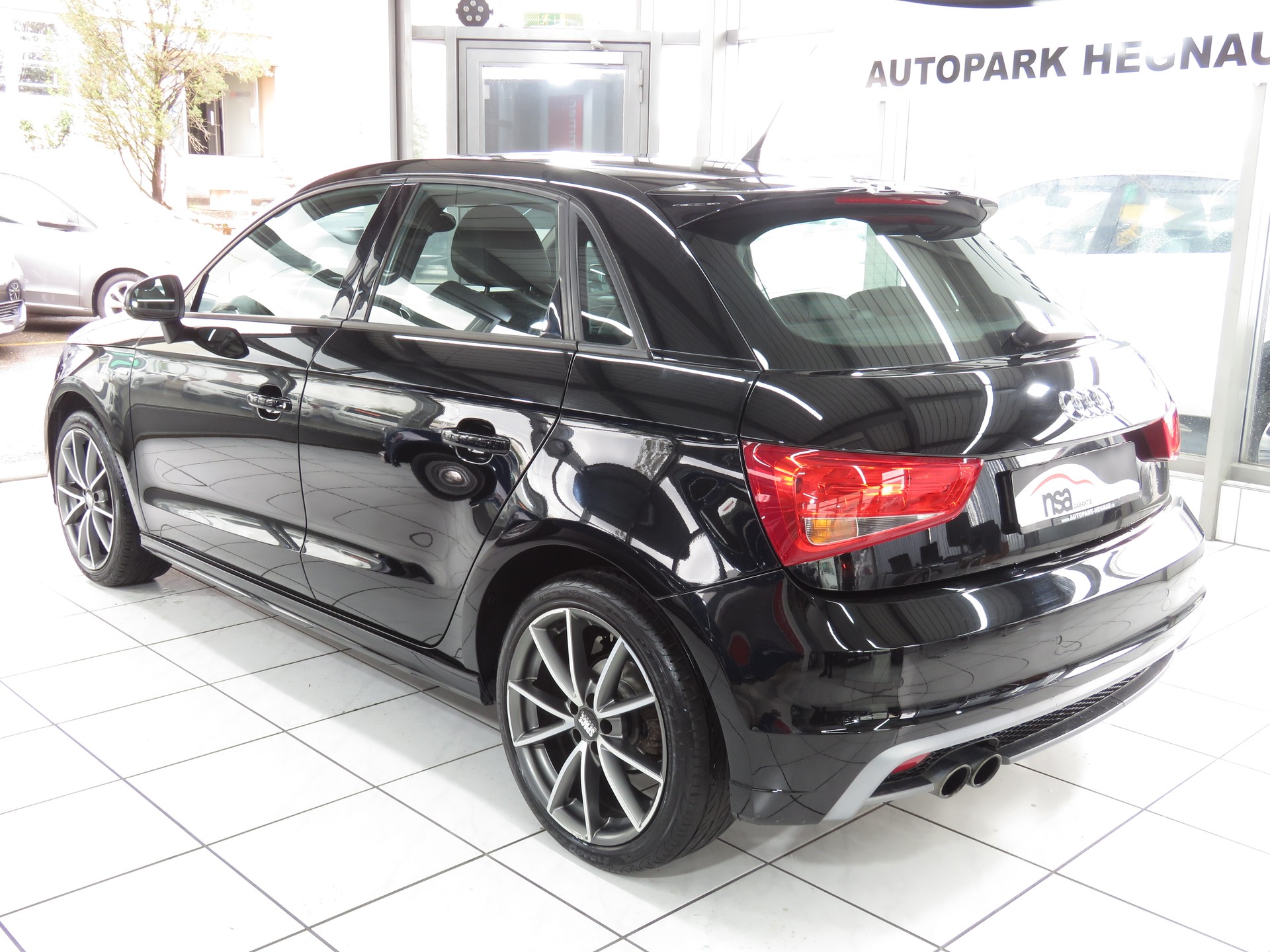 AUDI A1 Sportback Sport 1.4 TFSI S-Line Ambition S-tronic (Automat)-image-6