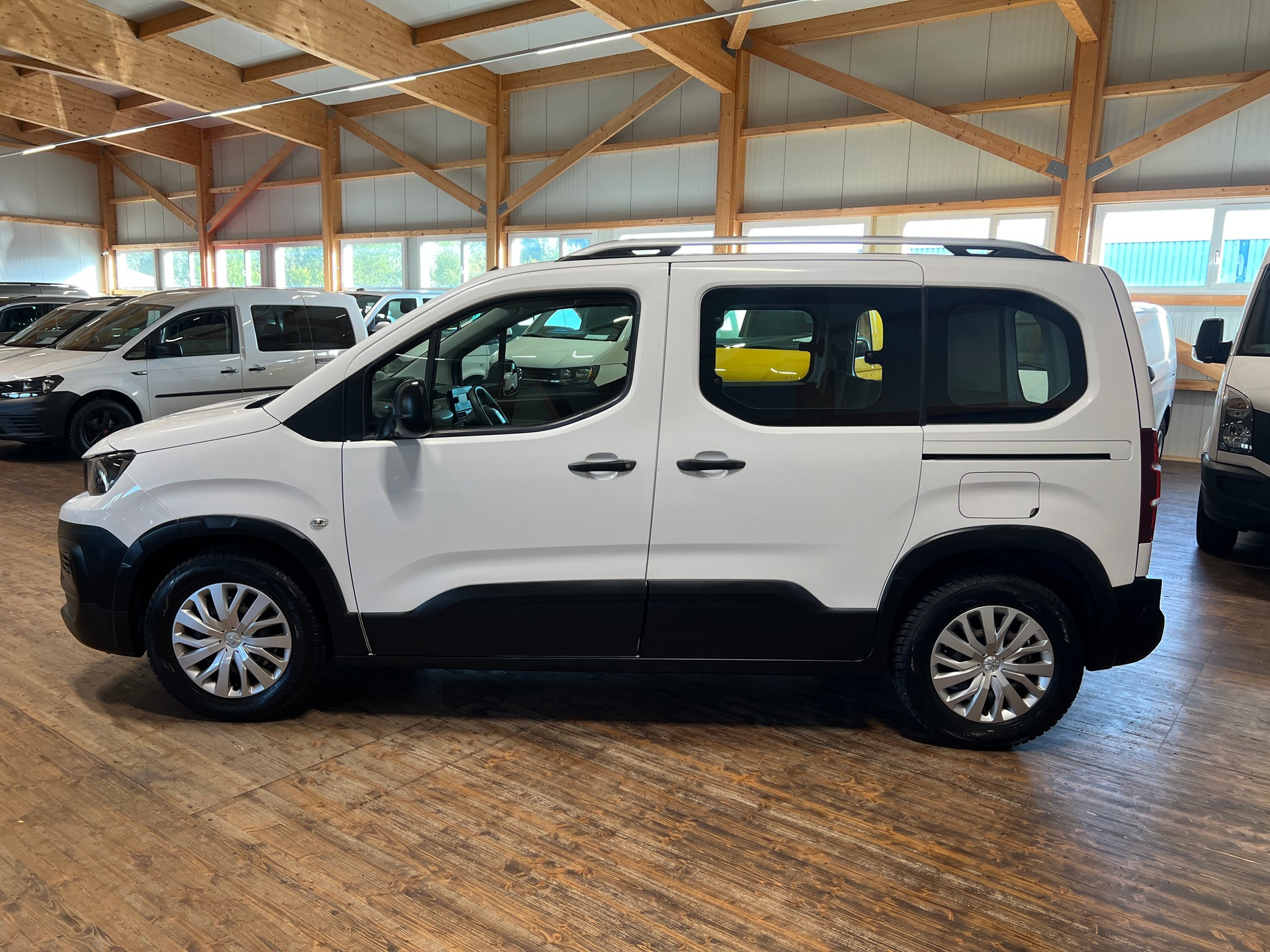 PEUGEOT Rifter 1.2 PureTech Active-image-7