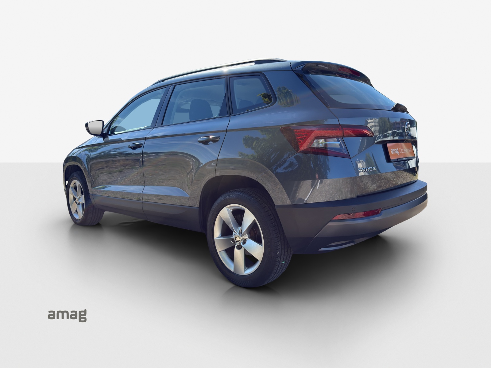 SKODA Karoq 1.0 TSI Ambition DSG-showroom-element-2