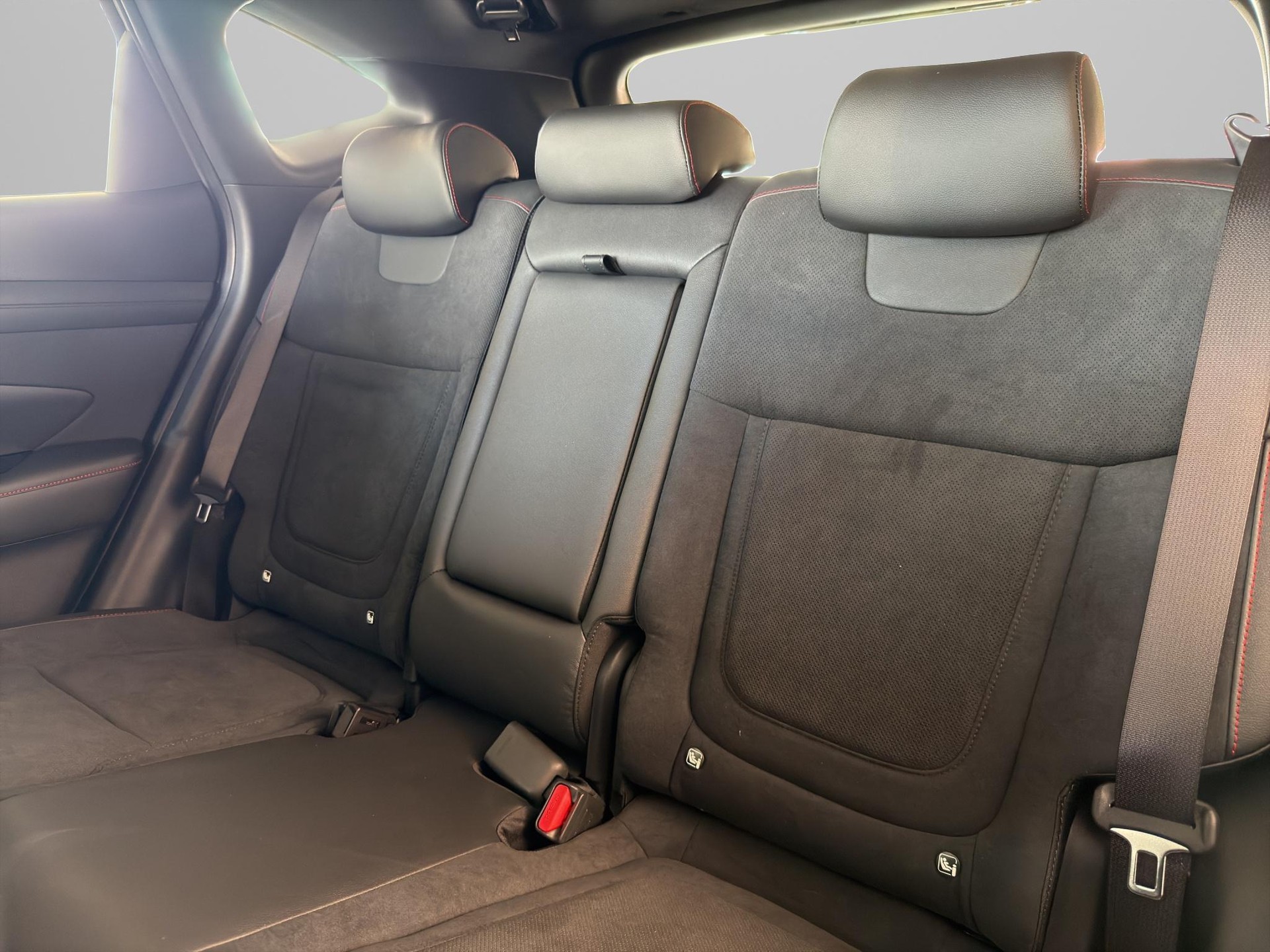 HYUNDAI Tucson 1.6 T-GDi N-Line 4WD-image-11