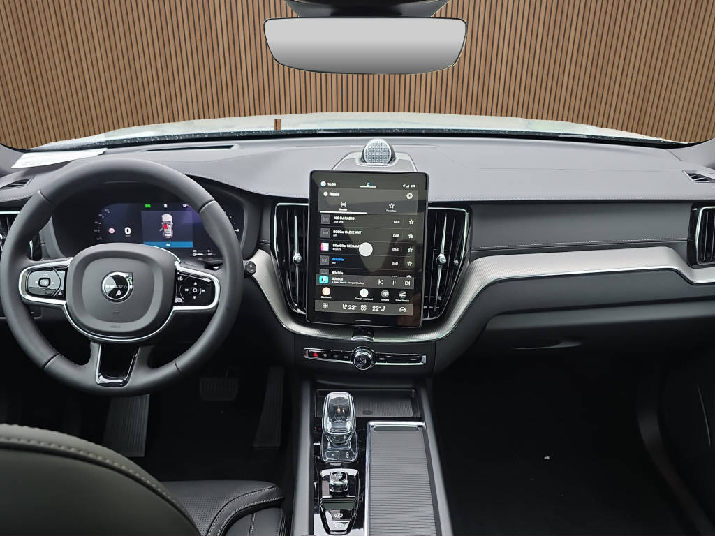 VOLVO XC60 2.0 T8 TE Black Edition eAWD-image-20