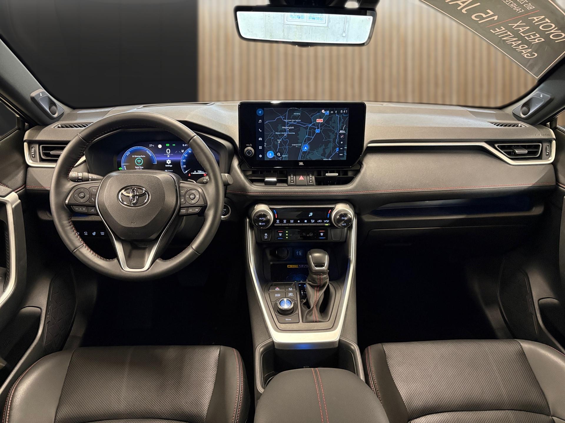 TOYOTA RAV-4 2.5 PHEV Platinum e-CVT 4WD-image-12