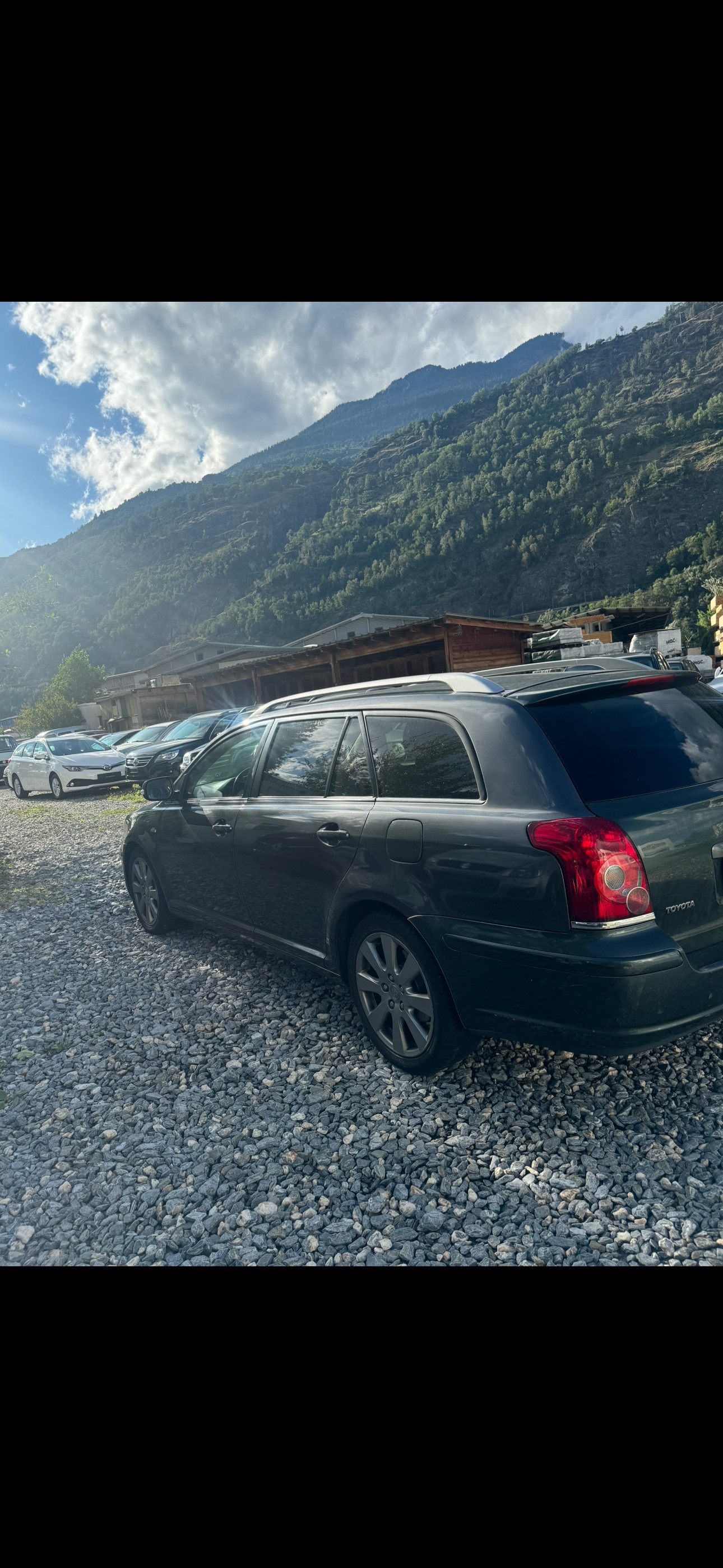 TOYOTA Avensis 2.2D-CAT Linea Sol Premium-image-11
