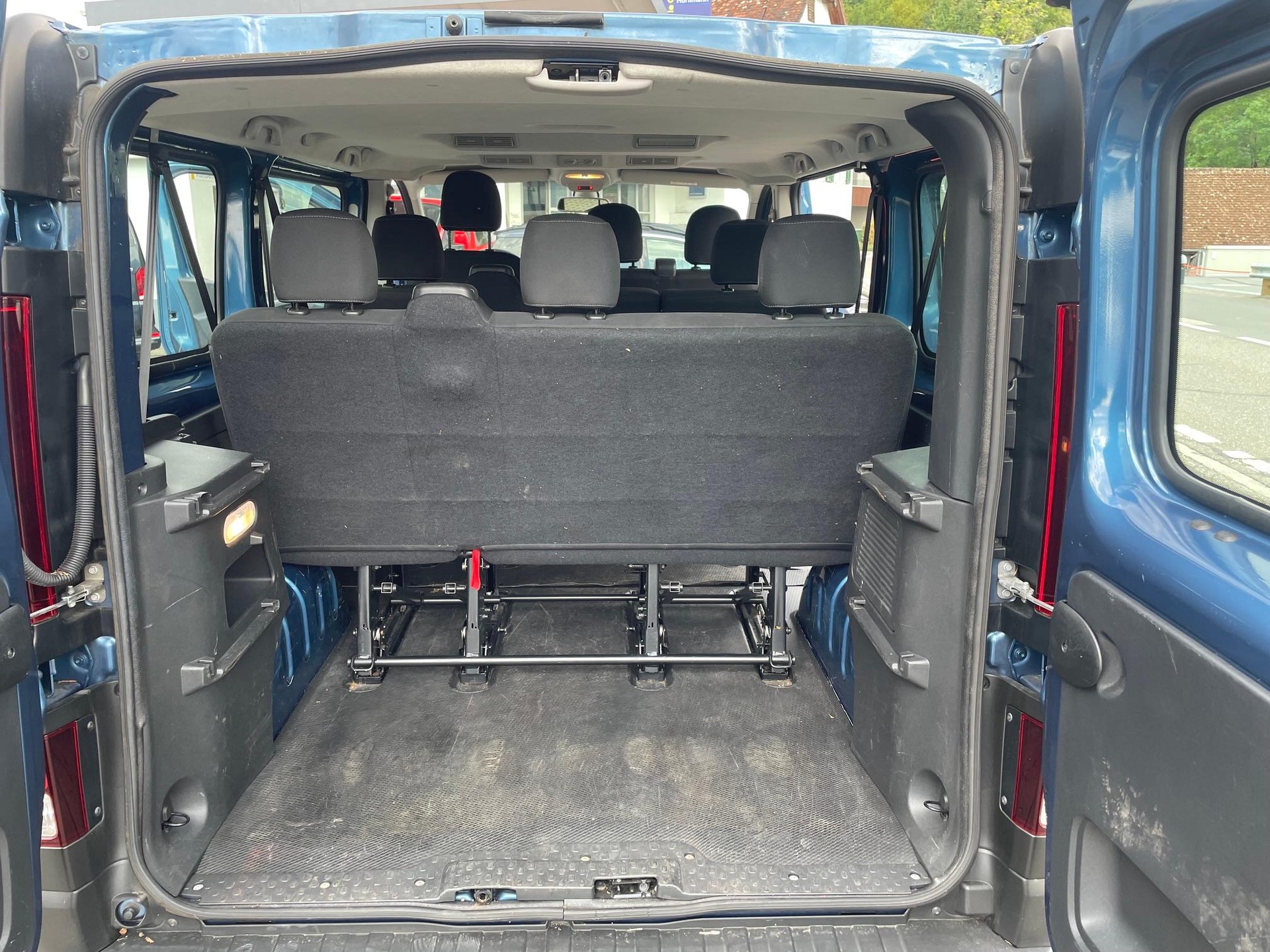 OPEL Vivaro Kombi 2.7 t L1 H1 1.6 CDTI 125 BiT S/S-image-9