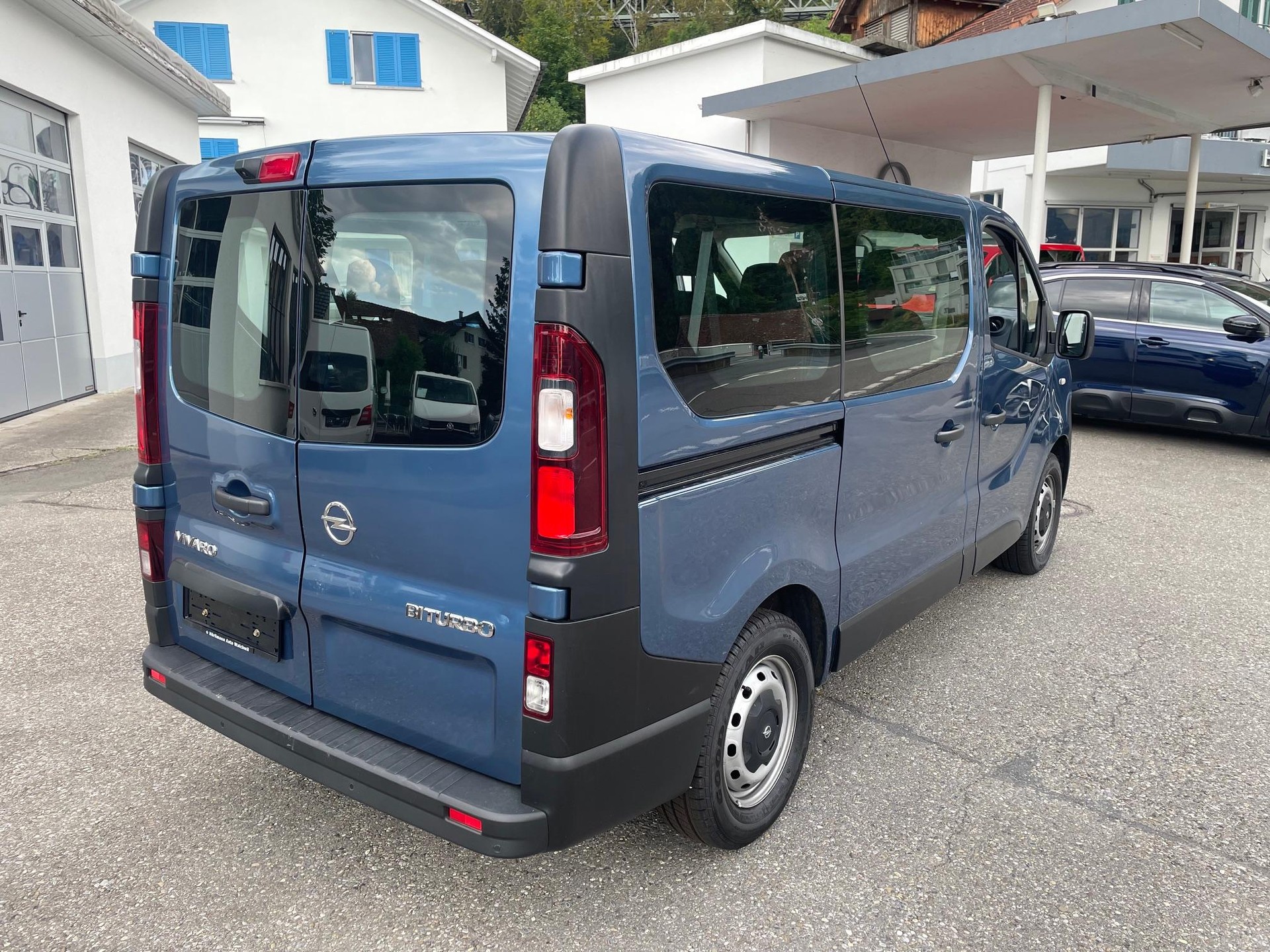 OPEL Vivaro Kombi 2.7 t L1 H1 1.6 CDTI 125 BiT S/S-image-2