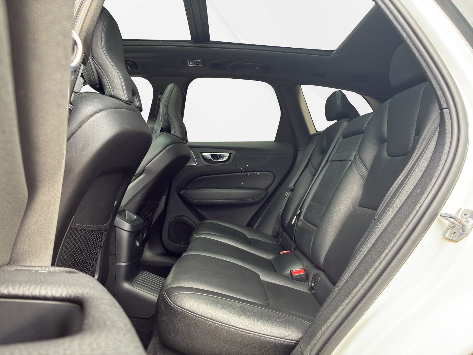 VOLVO XC60 2.0 T8 TE Inscription eAWD-image-13