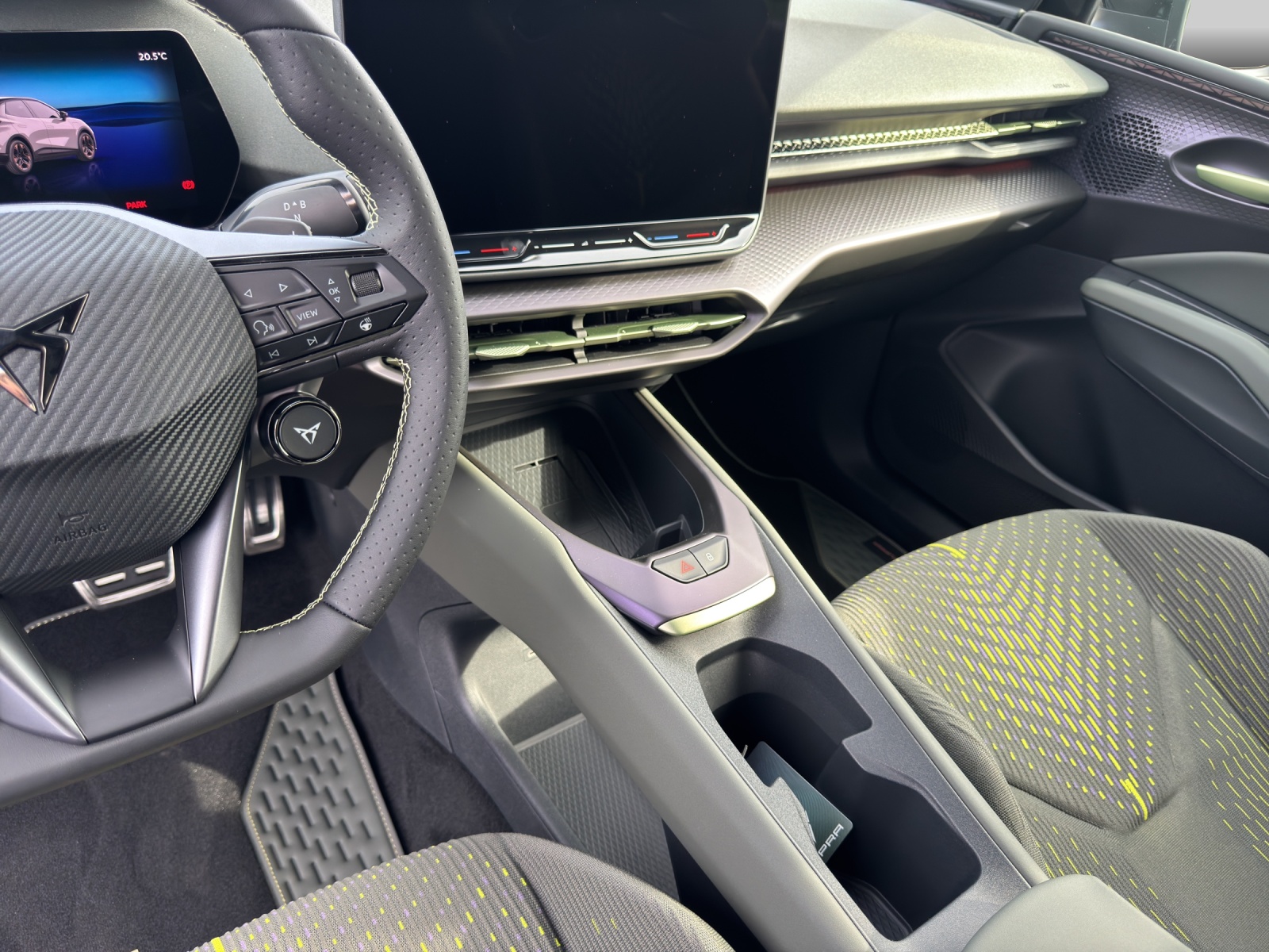 CUPRA Raval 52 kWh VZ Extreme Launch Edition-image-10